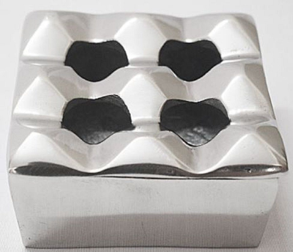 Casa Padrino Aschenbecher Aschenbecher Silber 11 x 11 x H. 5 cm - Moderner Aluminium Aschenbecher - Wohnzimmer Deko