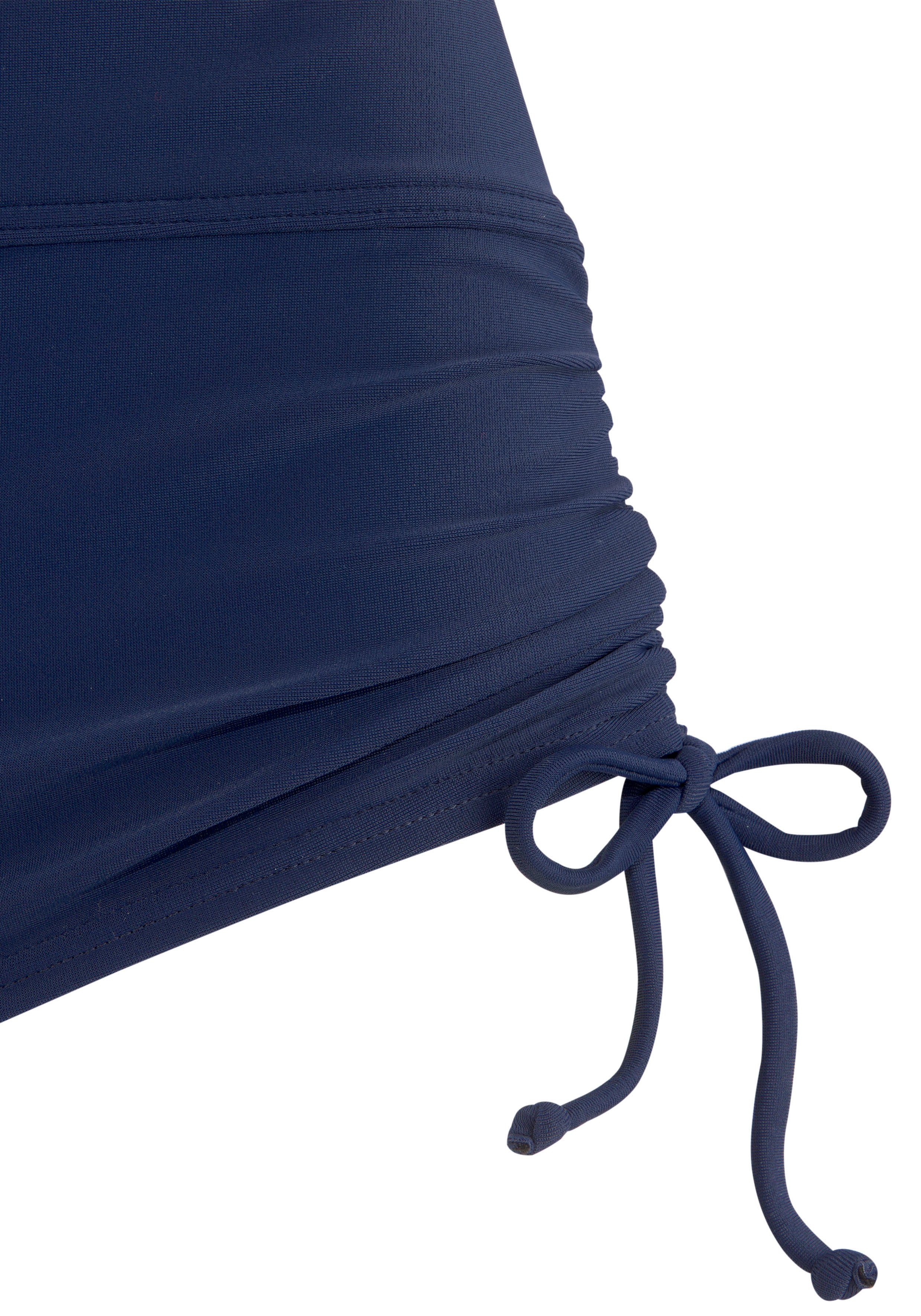 LASCANA Bikini-Hotpants mit seitlicher Raffung