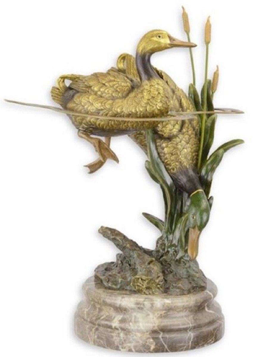 Casa Padrino Dekofigur Luxus Bronzefigur Enten im Teich Gold / Mehrfarbig / Grau 35,8 x 31,6 x H. 51,3 cm - Bronze Skulptur mit Marmorsockel - Wohnzimmer Deko