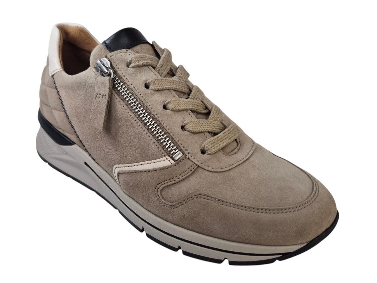 Gabor Davos, H Sneaker