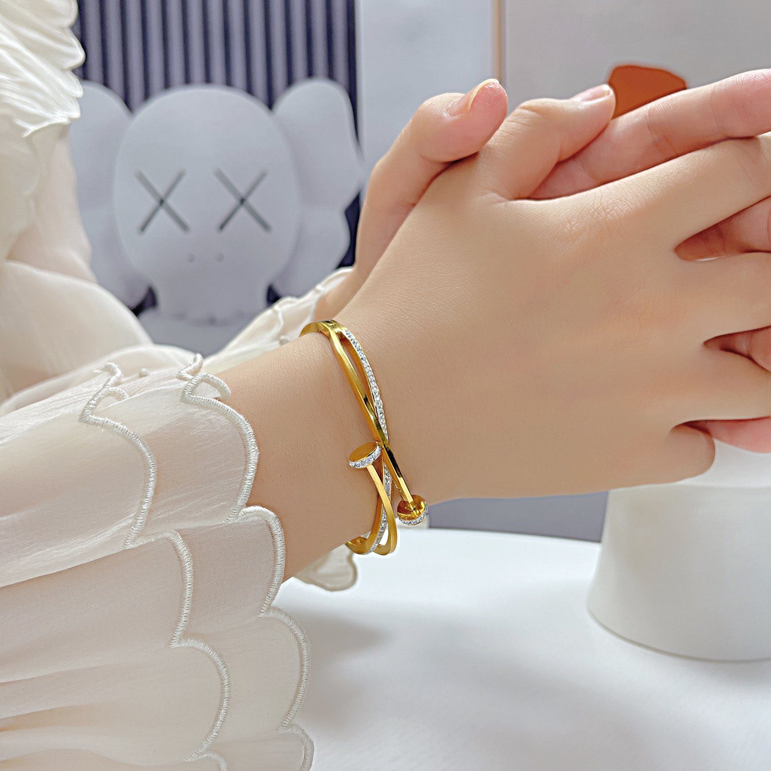 Armkette für Haiaveng Non-tarnish Frauen, Titan-Armband Spike-Armband, Gold Bangle, Armkette Diamanten Plated bracelet