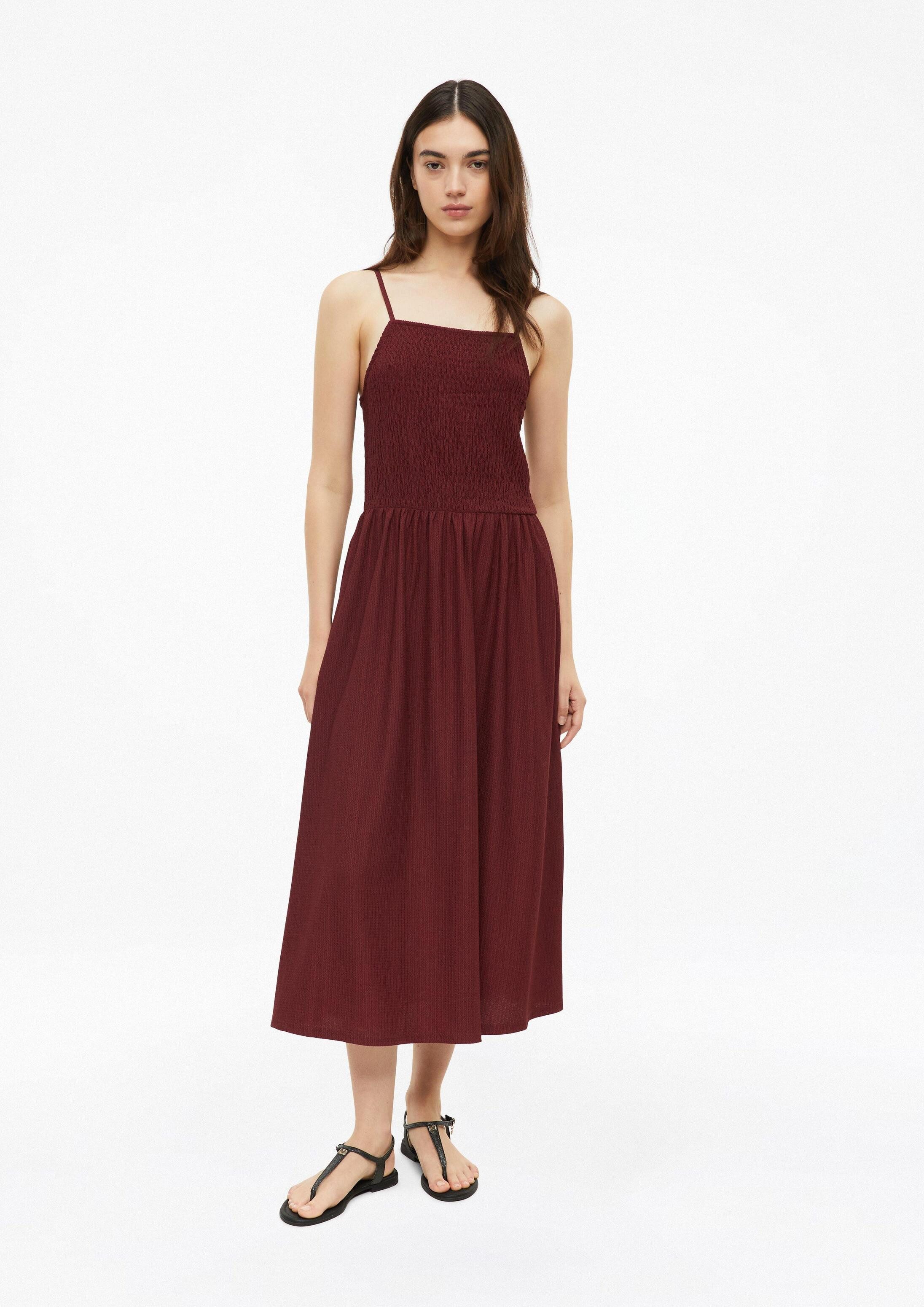 s.Oliver Midikleid Kleid Spaghettiträgerkleid mit Smok-Detail