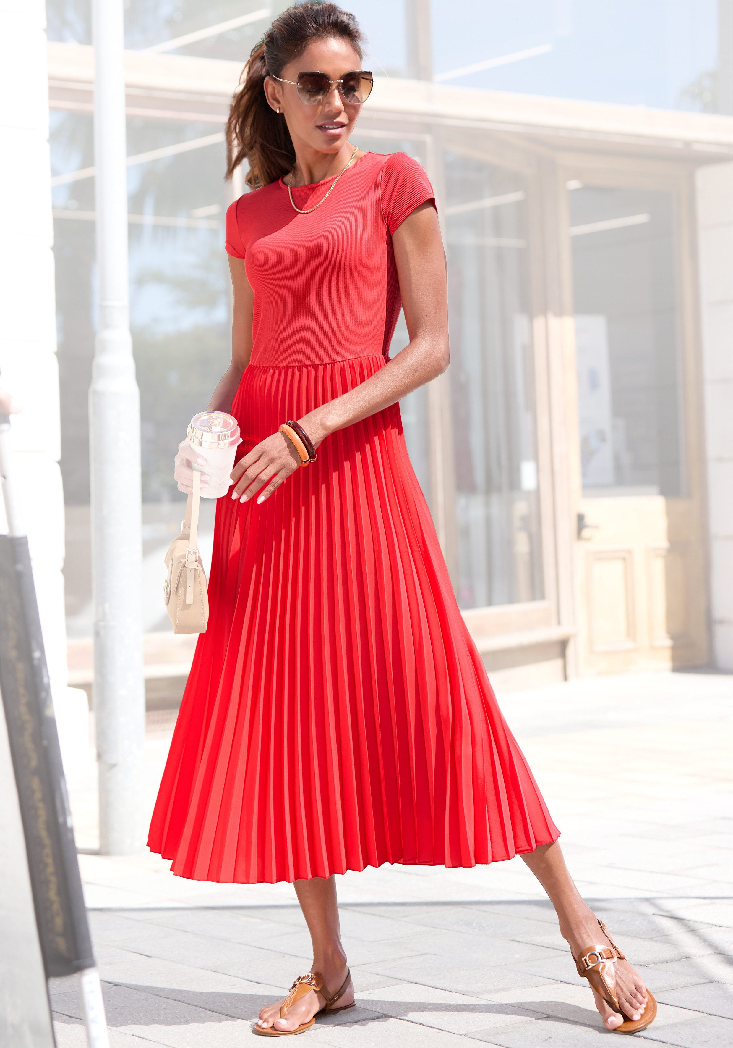 LASCANA Midikleid mit Plisseerockteil, Basic, modisch günstig online kaufen