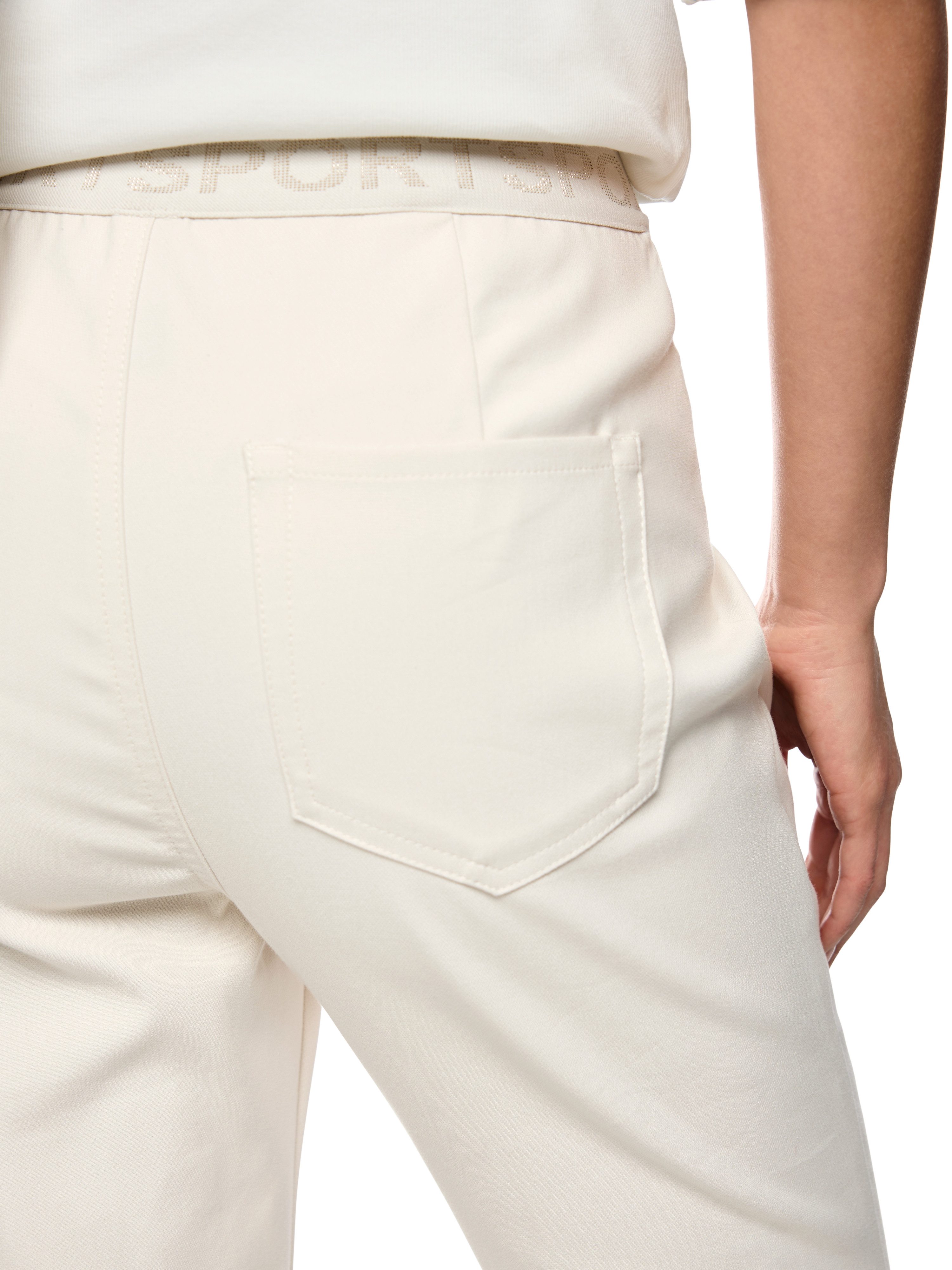 Marc Cain Stoffhose Golden Hour Premium Damenmode Model: Siena