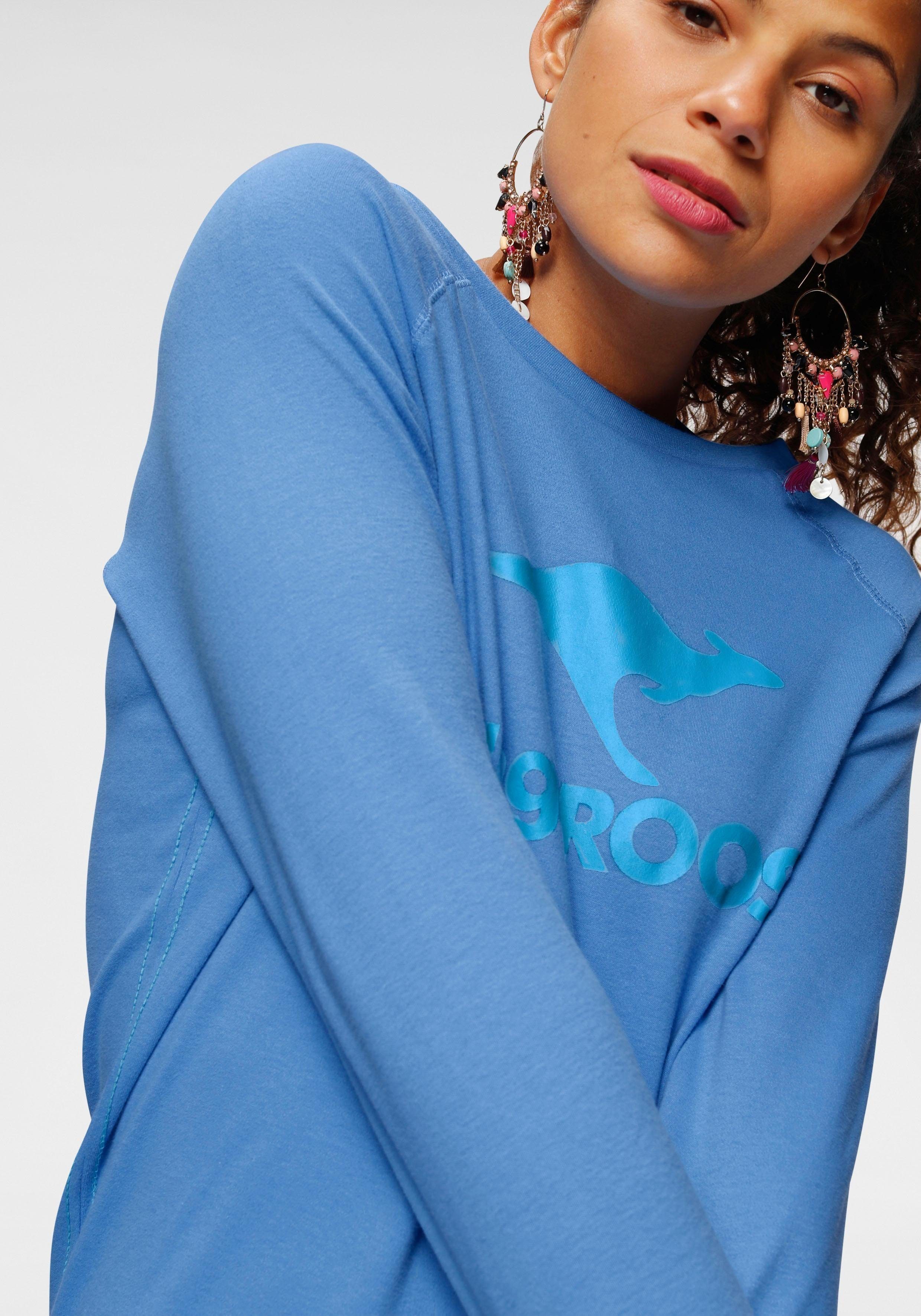 KangaROOS Sweater mit großem Label-Print vorne blau