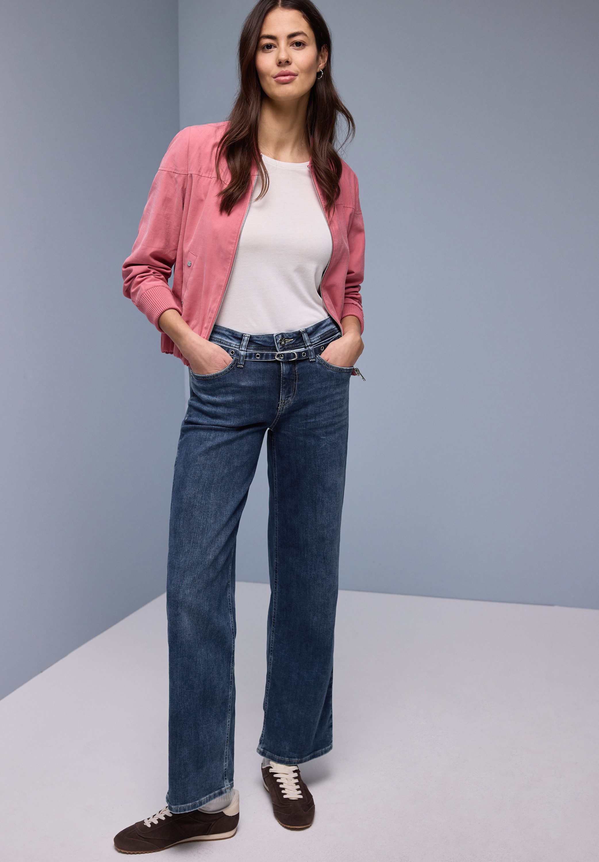 STREET ONE Loose-fit-Jeans Style Emee mit praktischem Denim-Gürtel