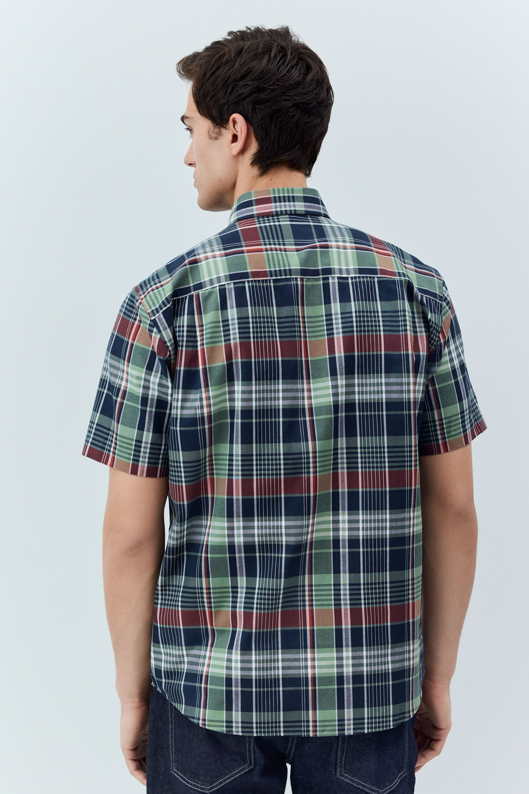 Next Kurzarmhemd Pflegeleichtes Button-Down-Oxfordhemd, Regular-Fit (1-tlg) günstig online kaufen