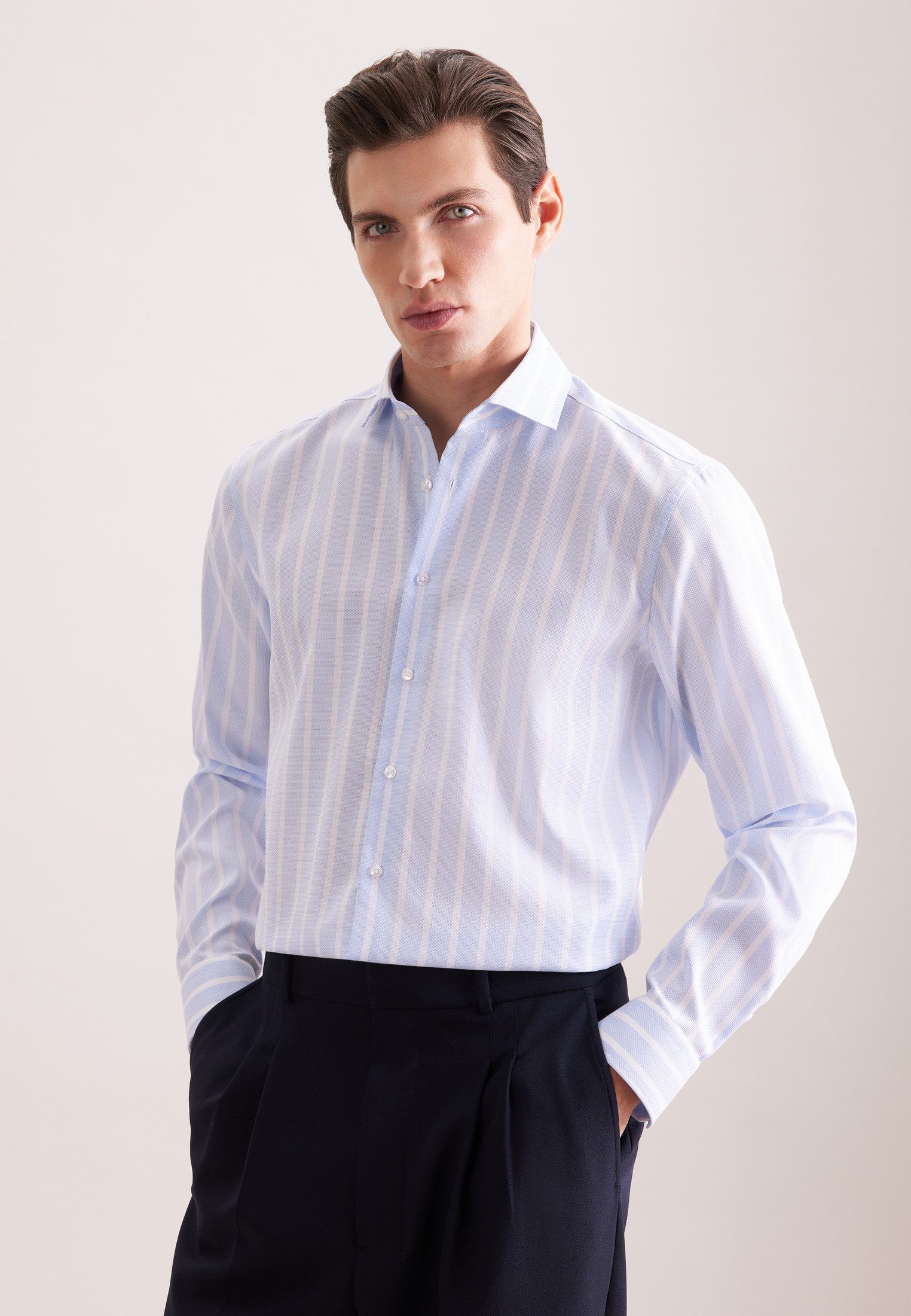 Businesshemd Schwarze Rose