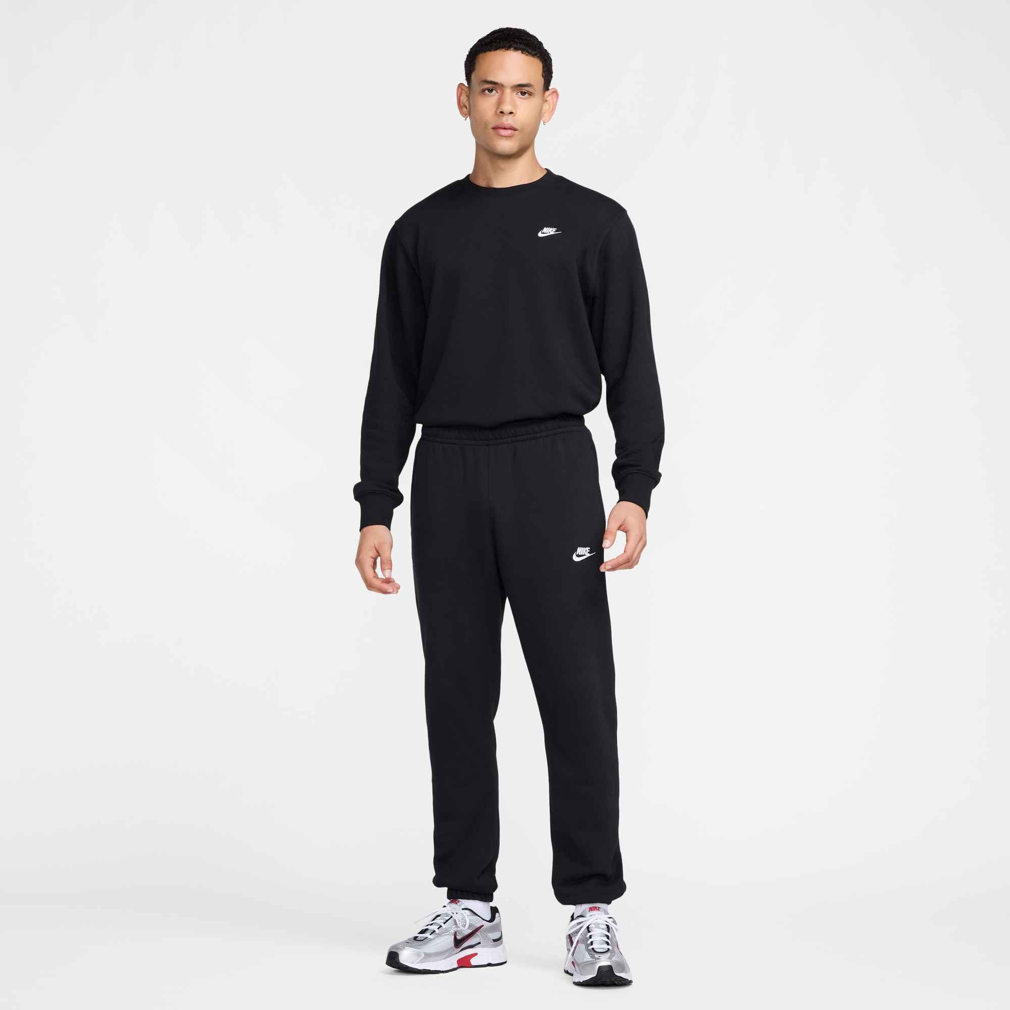 Nike Sportswear Sweatshirt M NK CLUB FT CREW mit Rundhalsausschnitt, aus Jersey-Material