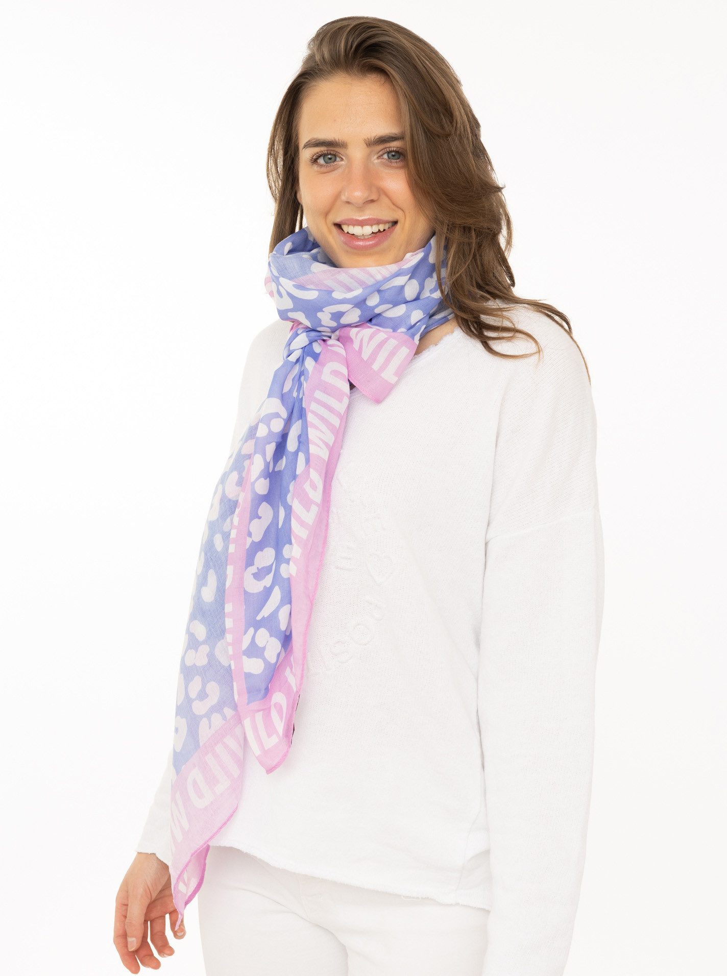 Zwillingsherz Schal "Leo Dreams", Leomuster und Schriftzug, transparenter Look