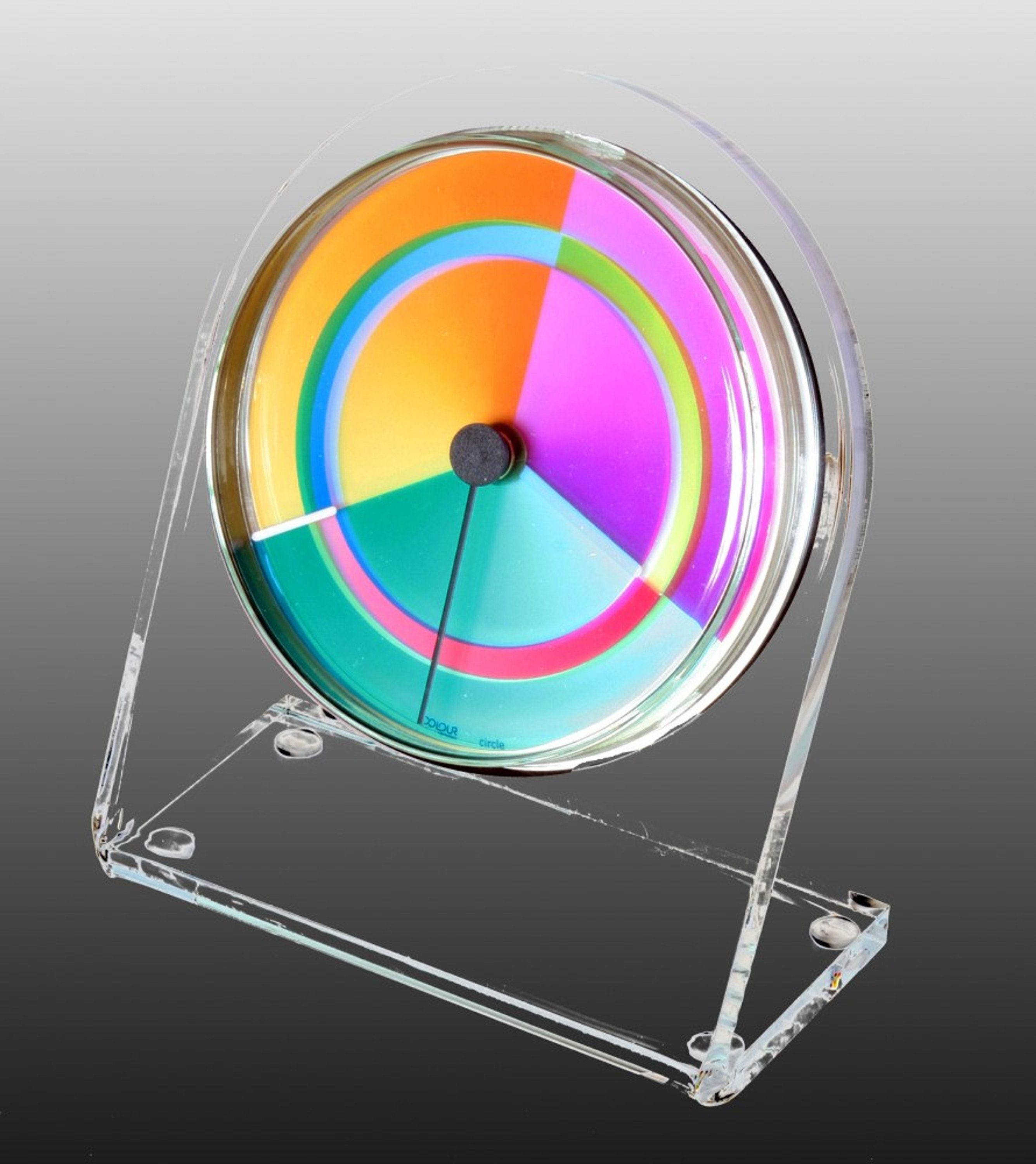 Rainbow Watch Tischuhr Petriplex circle