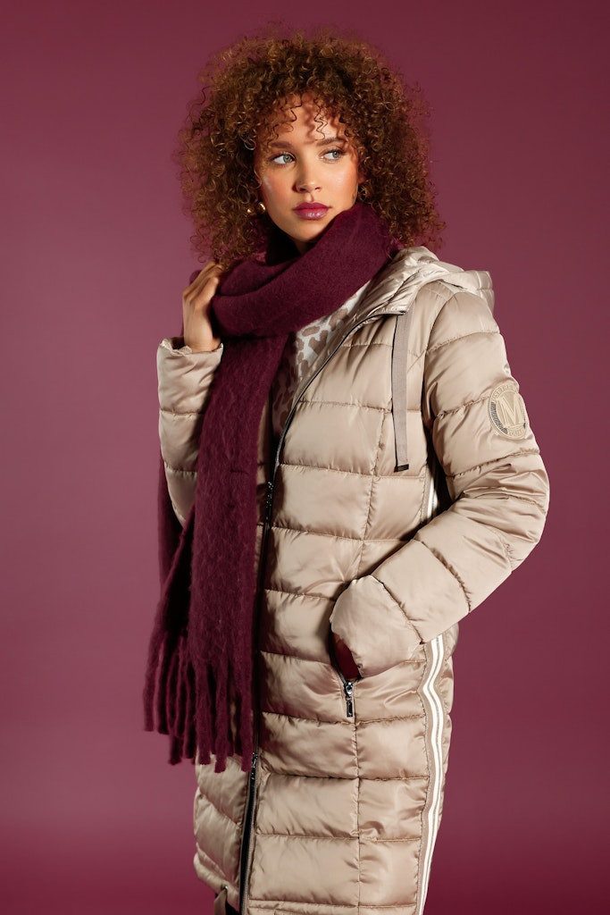 Monari Modeschal 809157, Fransige Kanten für modernen Chic
