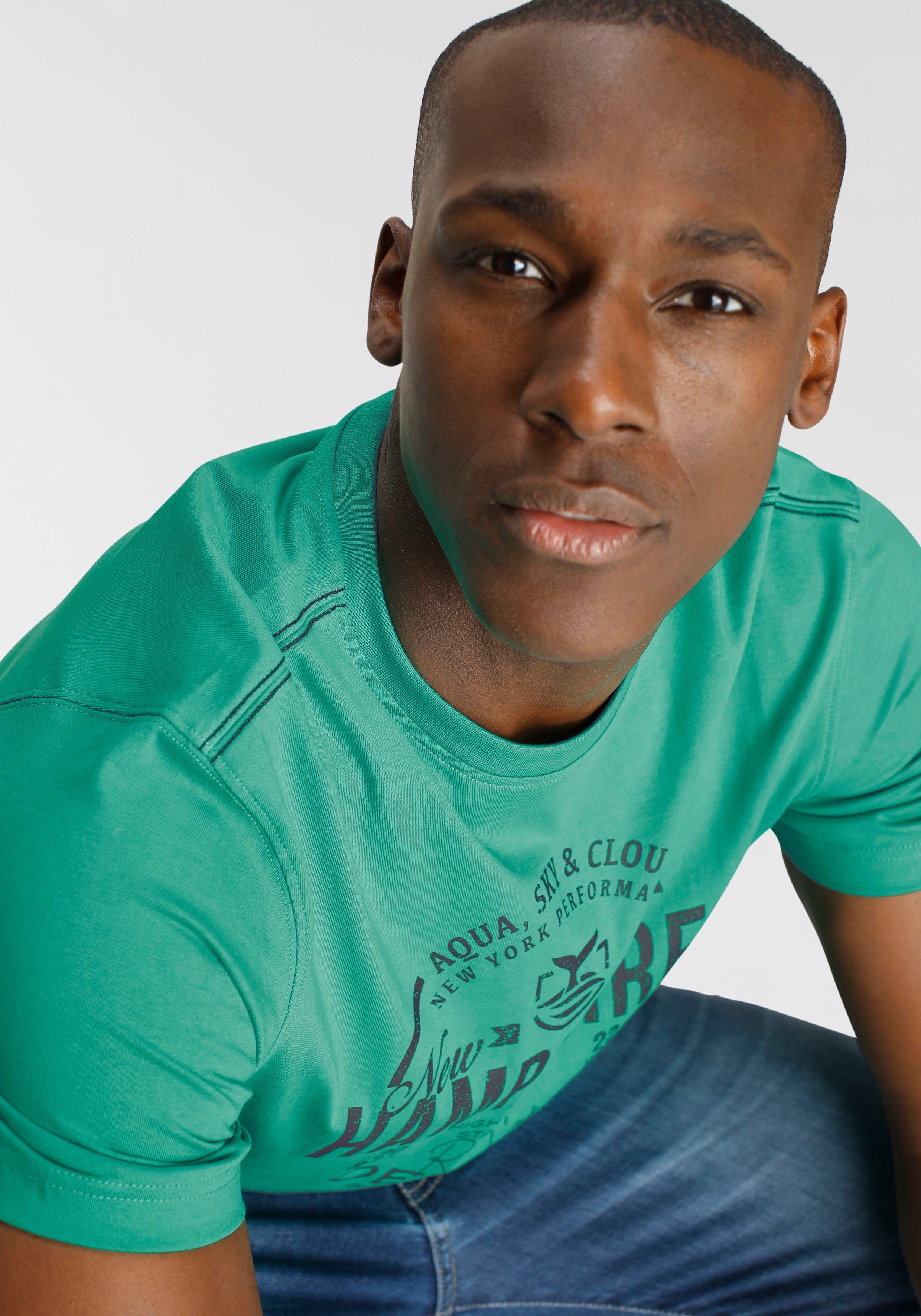 DELMAO T-Shirt Kurzarm, lässige Passform, mit peppigem Print, aus Baumwolle