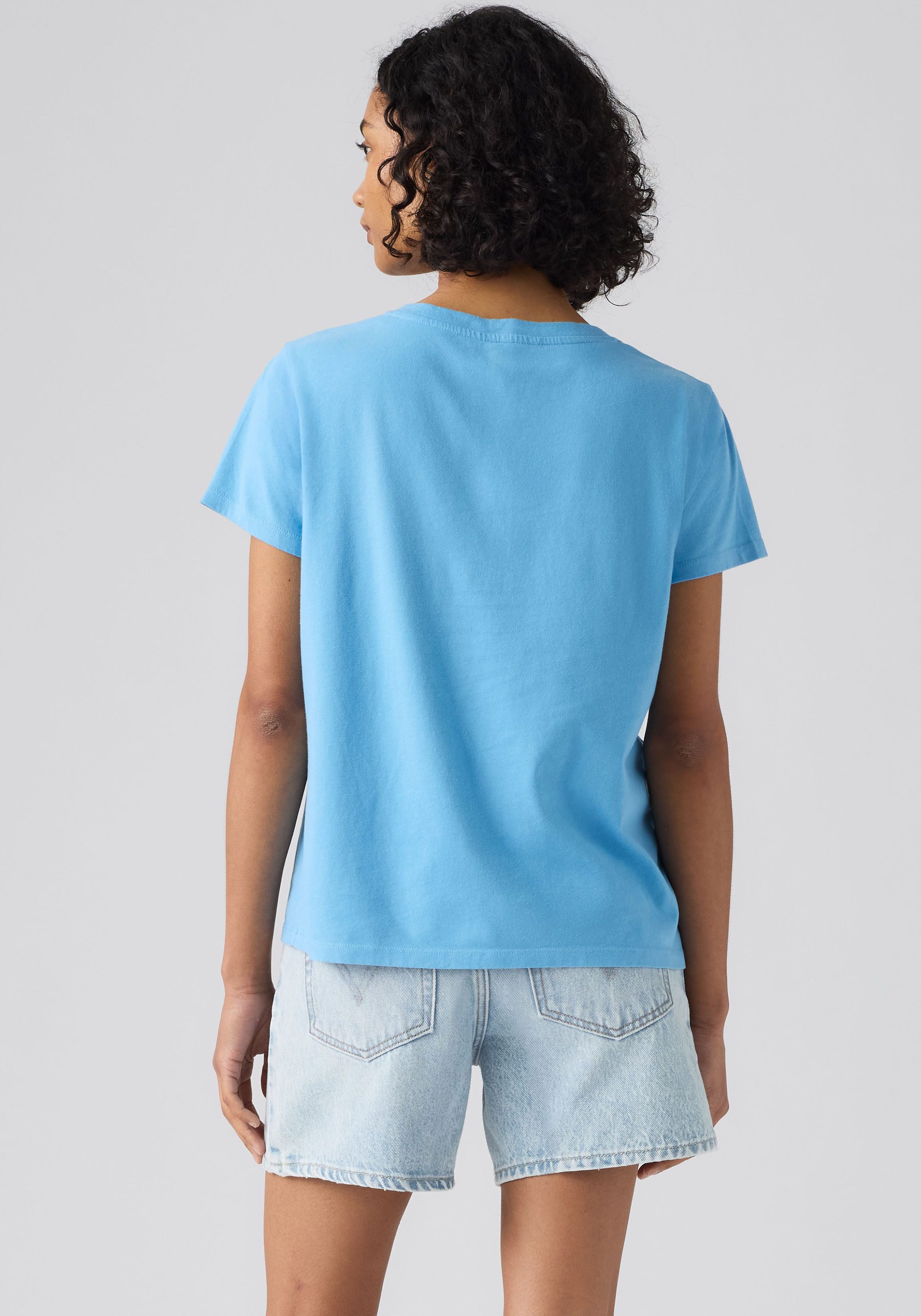 Levi's® V-Shirt Perfect Tee mit kleinem Batwing- Logo