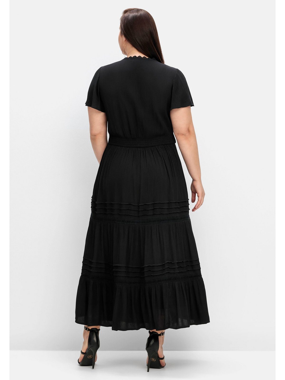 sheego by Joe Browns Maxikleid Große Größen in Wickeloptik, mit Stufenvolant