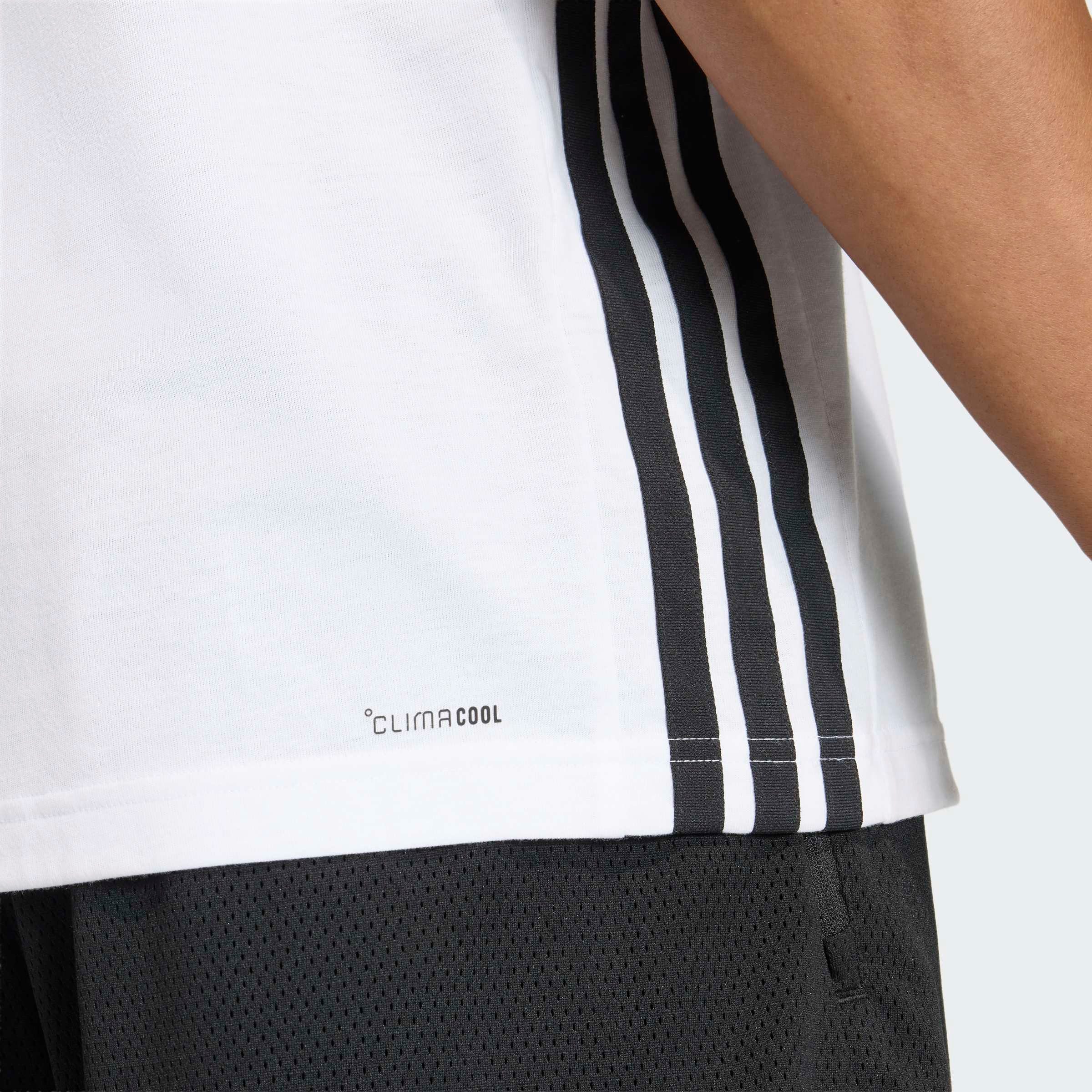 adidas Performance T-Shirt WORKOUT ESSENTIALS FEELREADY 3-STREIFEN mit Rundhalsausschnitt, sportlicher Stil, aus Single Jersey