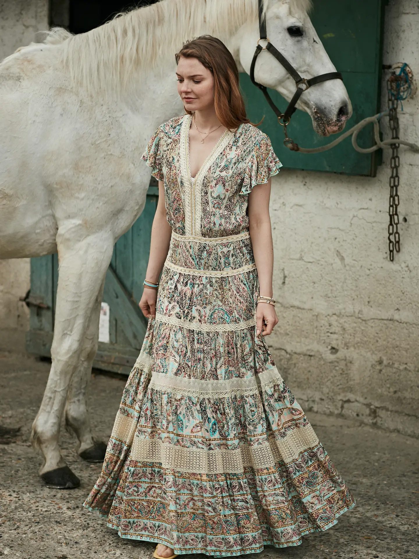 Last Queen Maxikleid Langes Boho-Maxikleid mit V-Ausschnitt und Spitzendetails Angenehm weiches Material