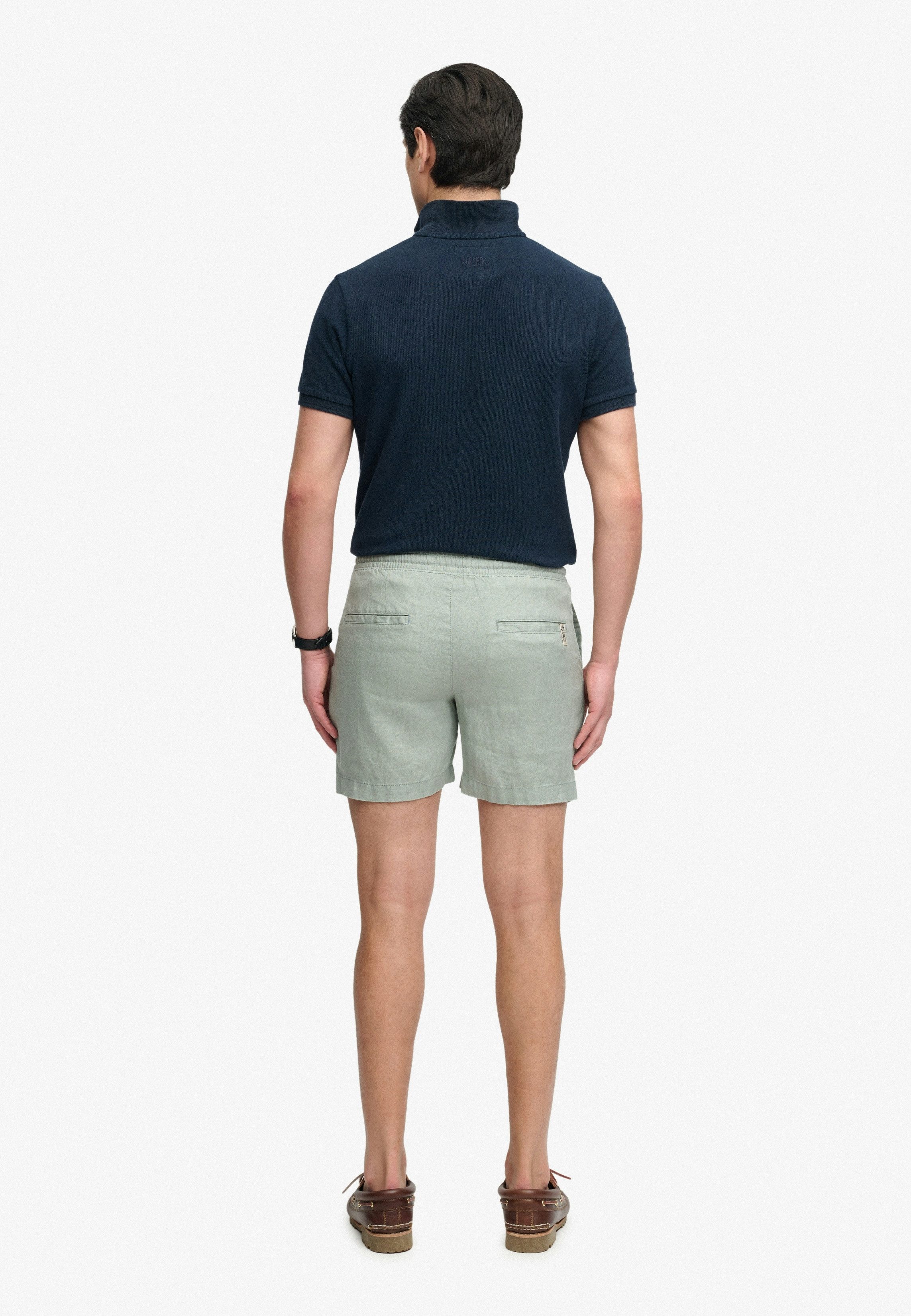 Superdry Shorts MERCHANT LINEN SHORT aus Leinen, Relaxed Fit, mit Reißverschluss – Bild 5 von 5
