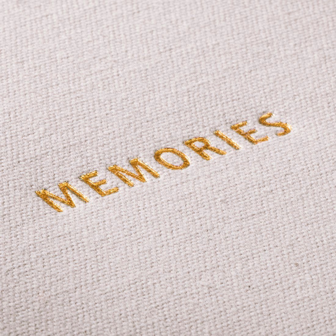 Hama Fotoalbum Fotoalbum zum selber Einkleben, zum Selbstgestalten, 30x30 cm, Grau, Mit 50 schwarzen Seiten, Kleben, Memories, Goldprägung, universell
