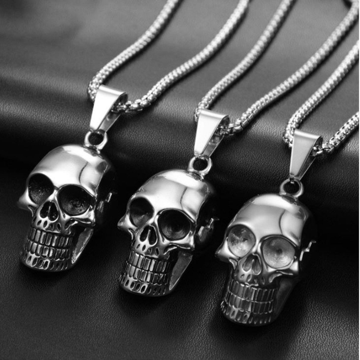 KARMA Edelstahlkette Halskette Herren mit Totenkopf Silber moderne Herrenkette Metall (Herrenkette, 1-tlg., Geschenk für Ihn Männer Herrenschmuck Halsschmuck), Herrenhalskette Skull Metallhalskette 60 cm