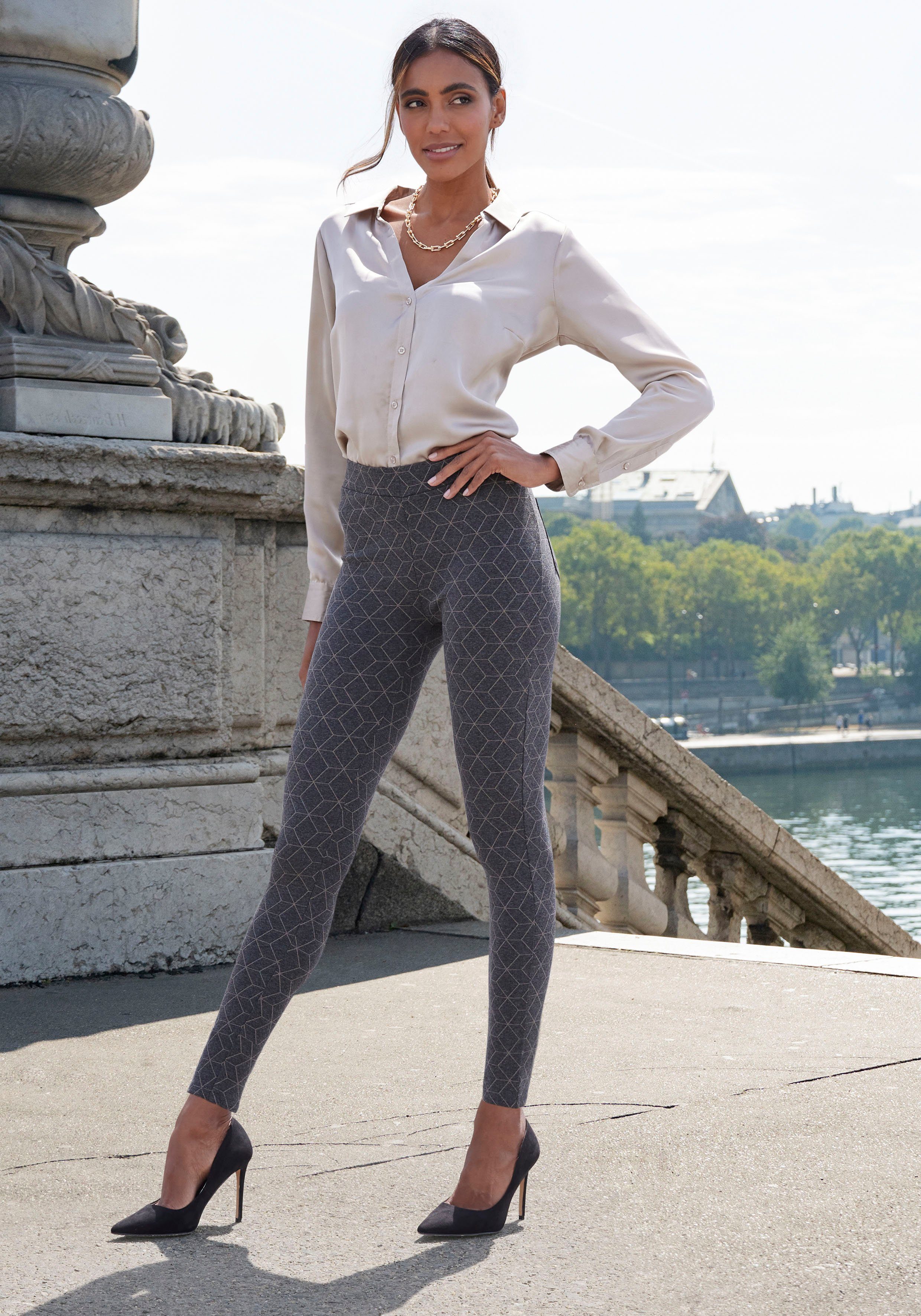 LASCANA Leggings mit Ajourstrickmuster