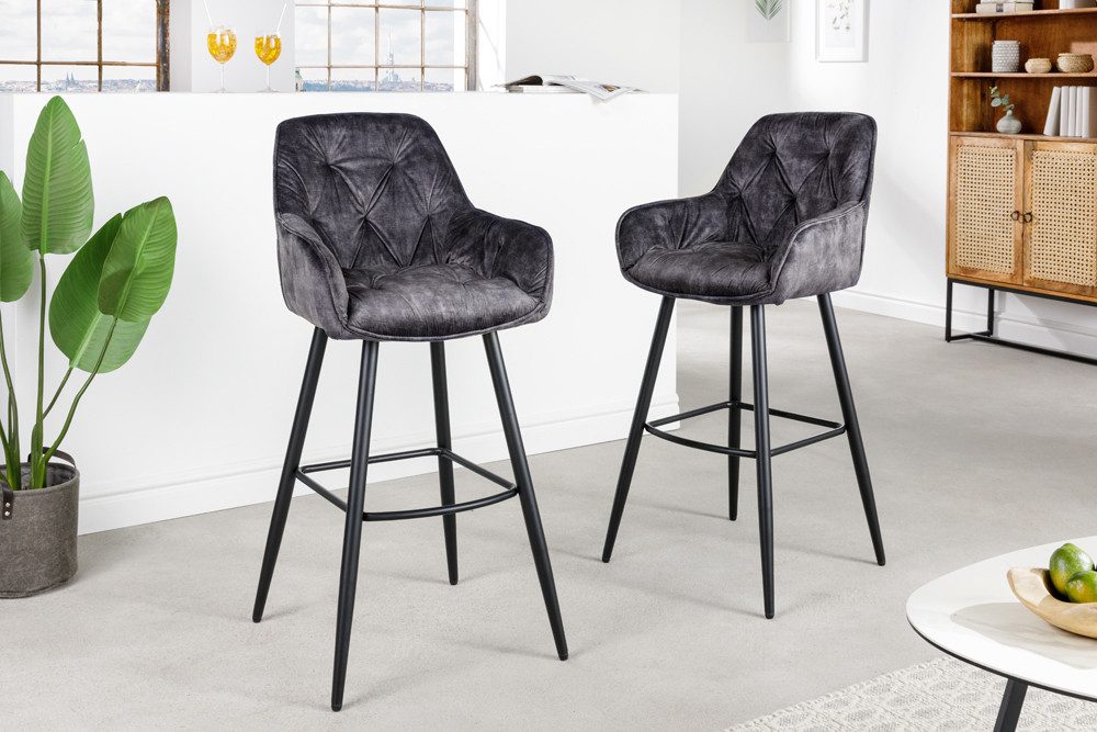 riess-ambiente Barhocker MILANO grau/schwarz - Samt, Metallgestell, mit Lehne & Fußablage (Einzelartikel, 1 St), Stuhl mit Chesterfield-Steppung – ideal für Deinen Küchentresen