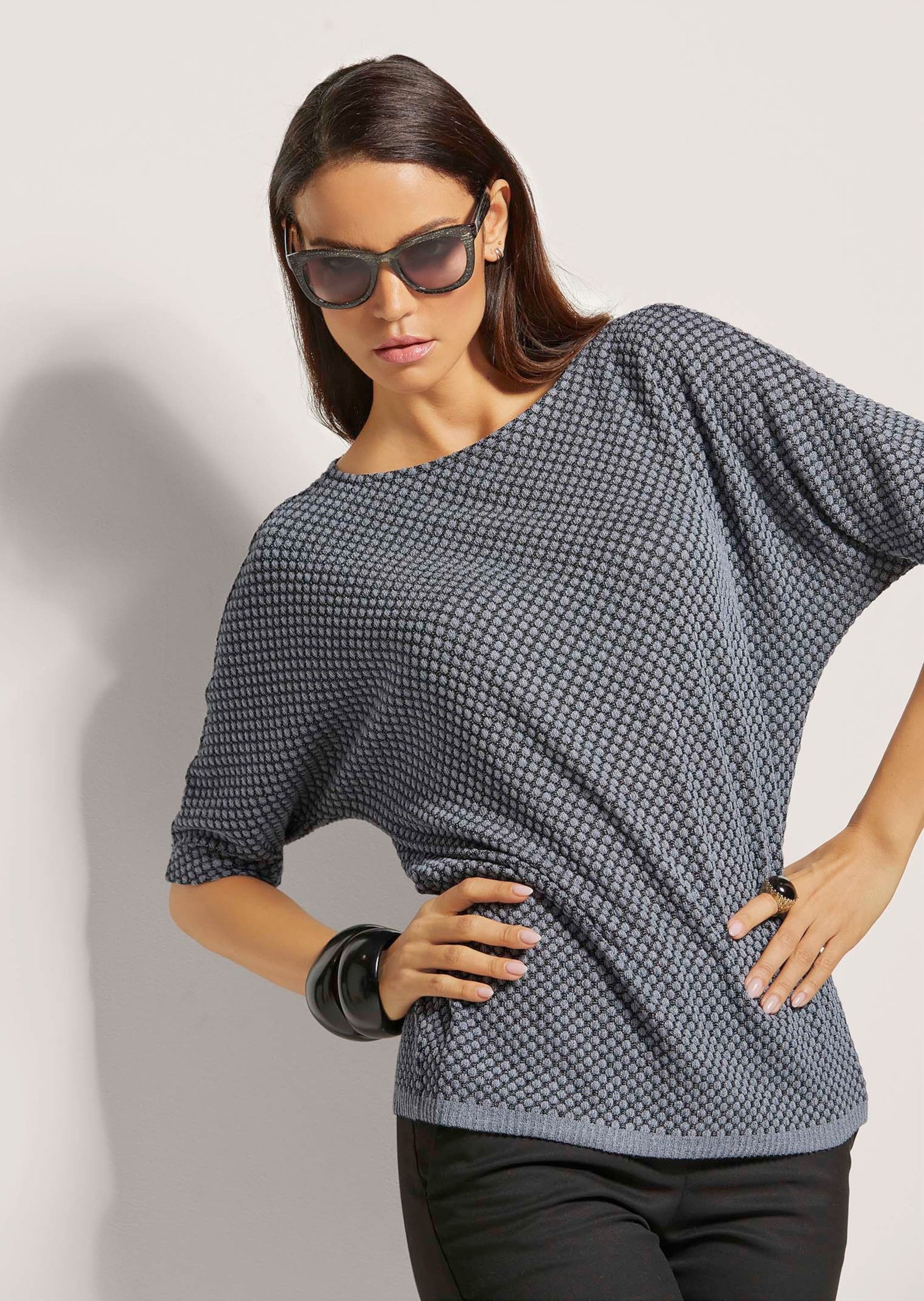 MADELEINE 3/4-Arm-Shirt Oversize-Shirt mit Fledermaus-Ärmeln Uni-Design und U-Boot-Ausschnitt für modernen Look