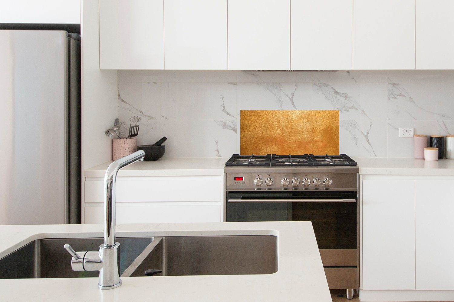 gegen - Metall Luxus, 60x30 Küchenrückwand - Rost - (1-tlg), Gold Küchen cm, - Eisen für und Schmutzflecken Fett Wandschutz, MuchoWow
