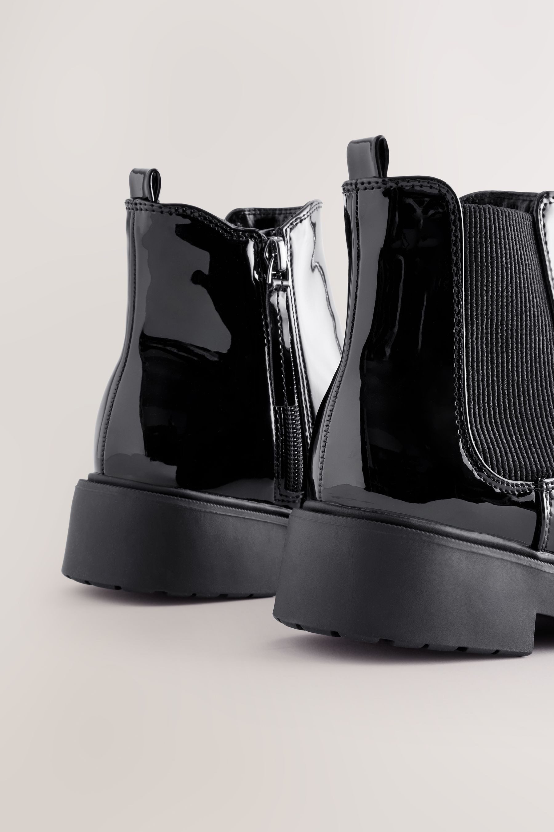 Next Robuste Chelsea-Boot Chelseaboots (1-tlg)