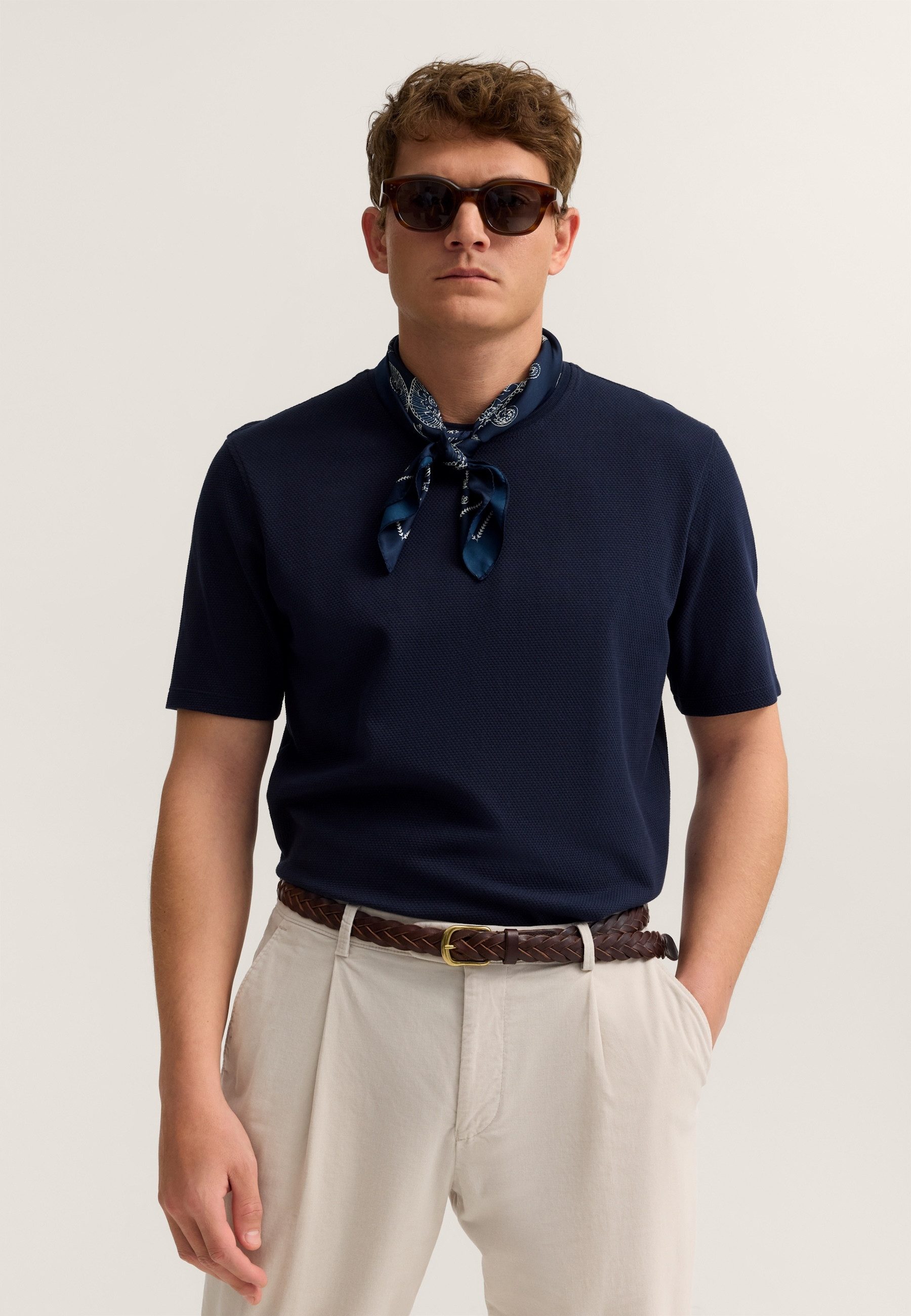bugatti T-Shirt mit einer eleganten Struktur