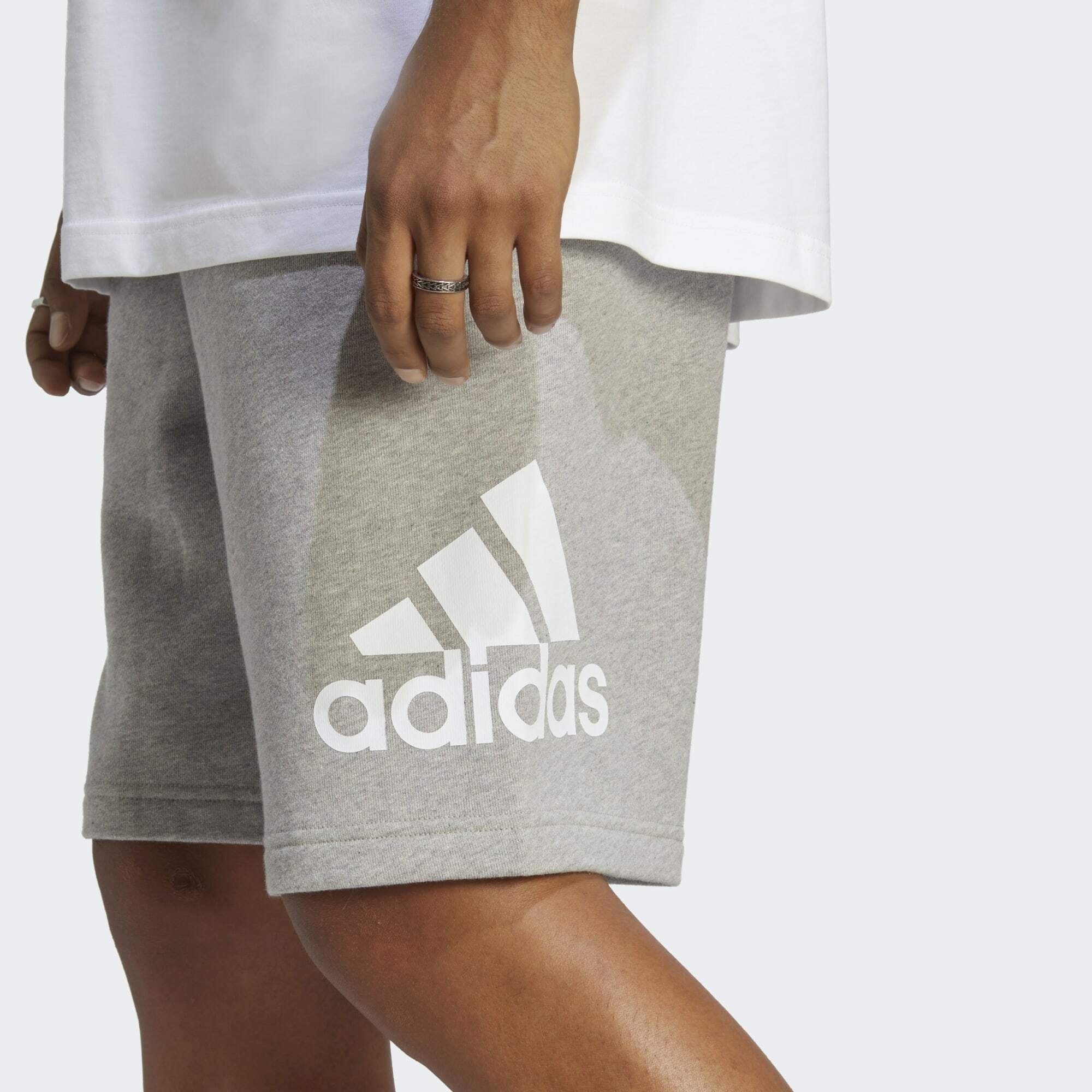 adidas Sportswear Funktionsshorts ESSENTIALS BIG Heather LOGO SHORTS Medium TERRY Grey FRENCH