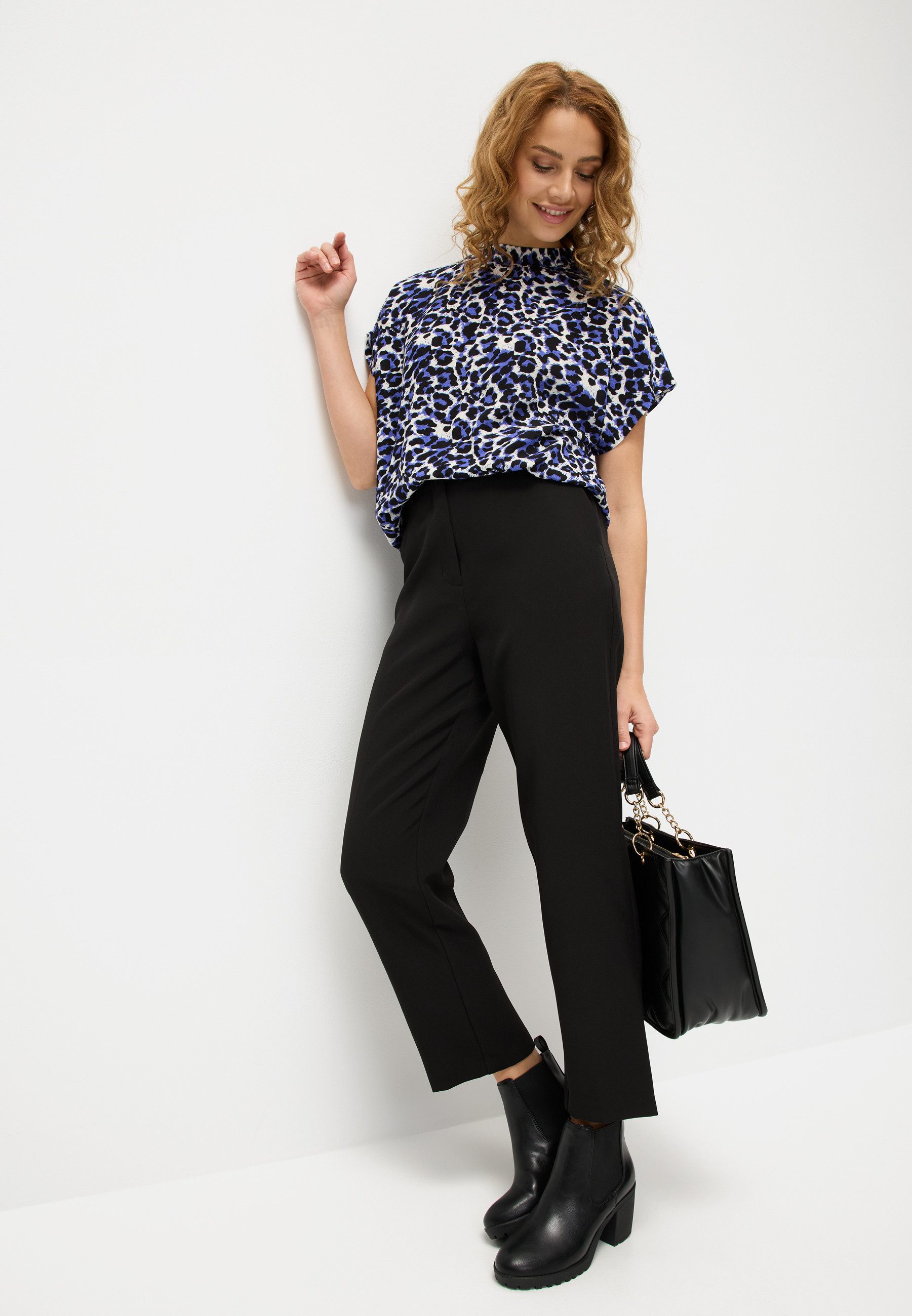 LASCANA Anzughose in 7/8-Länge, elegante Bügelfaltenhose mit Taschen, Business-Look