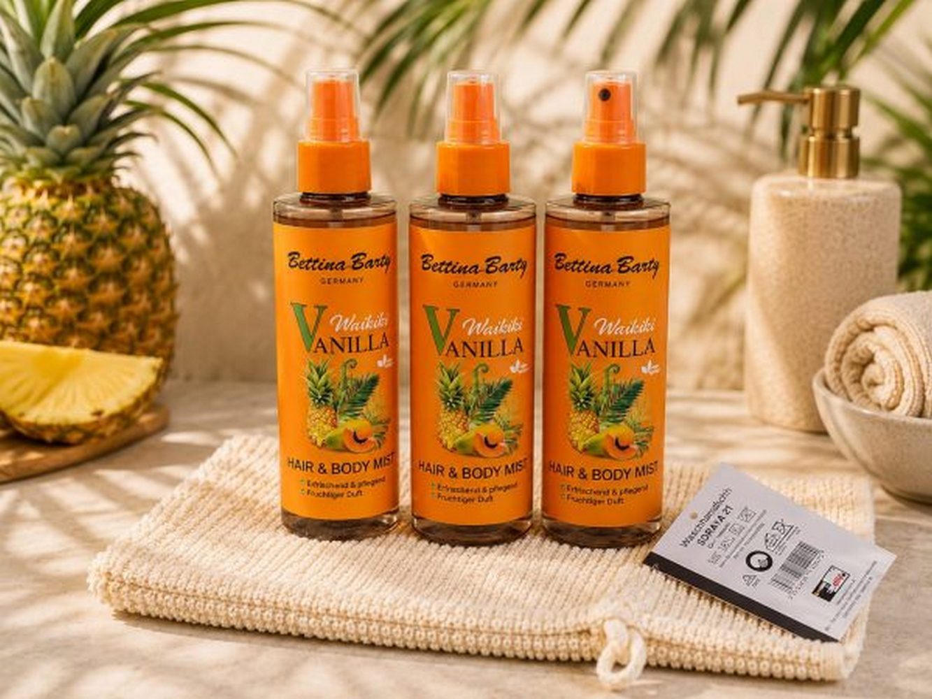 Bettina Barty Körperspray Waikiki Vanilla Geschenkset 3x Hair & Body Mist 200ml & Waschhandschuh