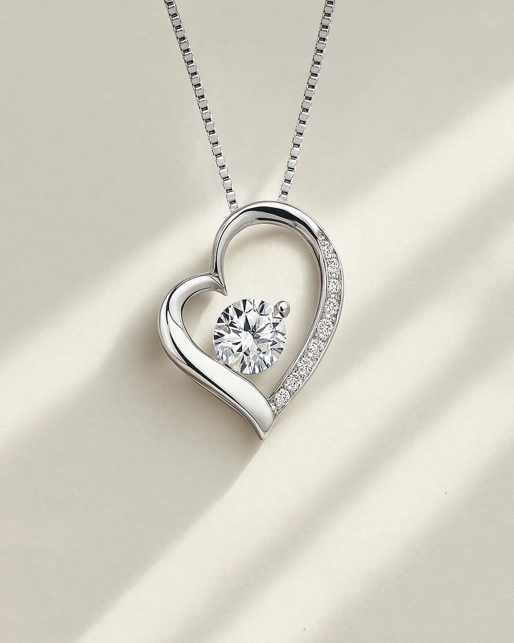 DANIEL CLIFFORD Herzkette 'Helen' Damen Halskette Silber 925 mit Anhänger Herz (inkl. Verpackung), 45cm filigrane Silberkette mit Herz Anhänger & Zirkonia Kristallen