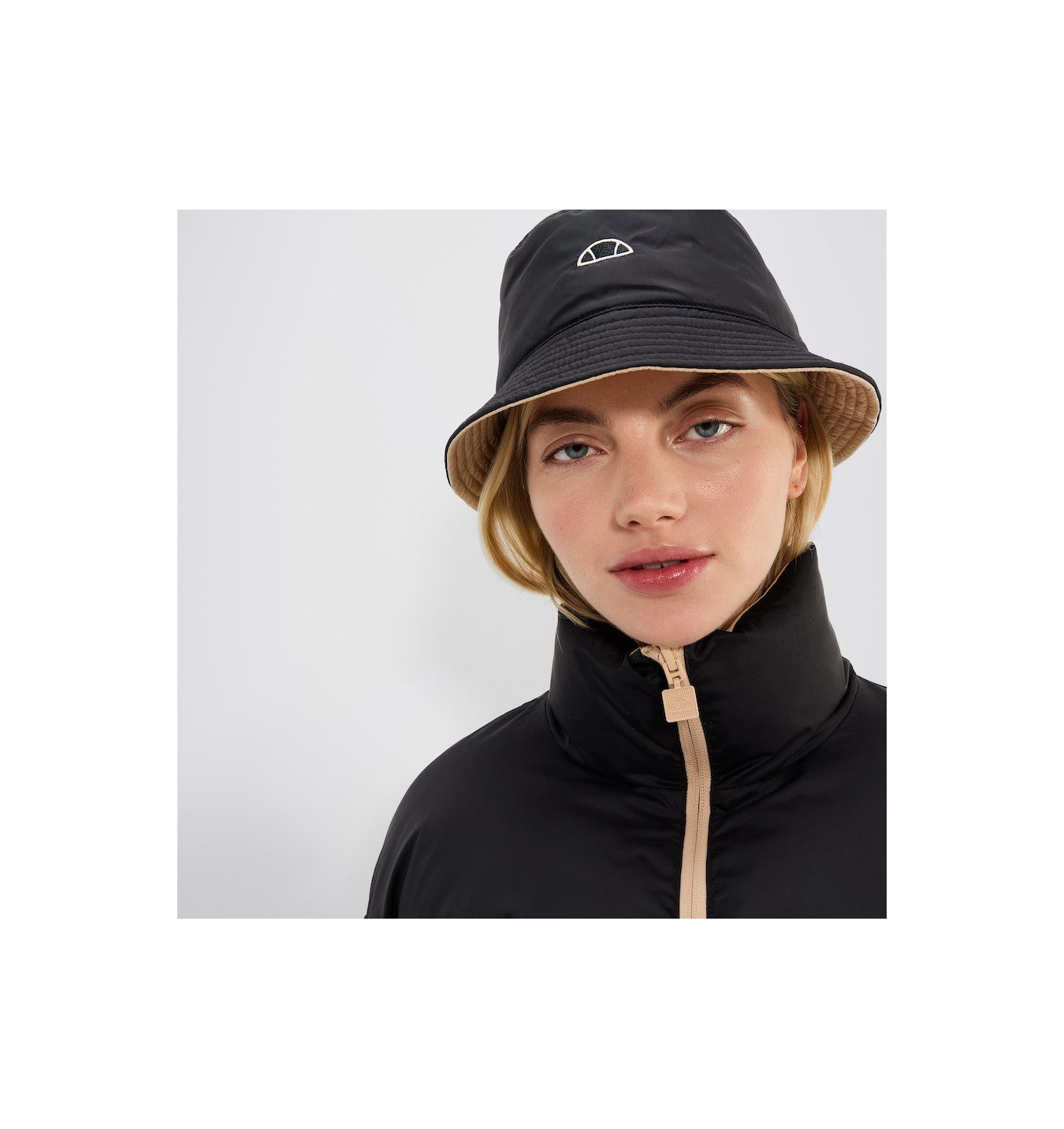 Ellesse Schlapphut Putni Reversible Bucket Hat