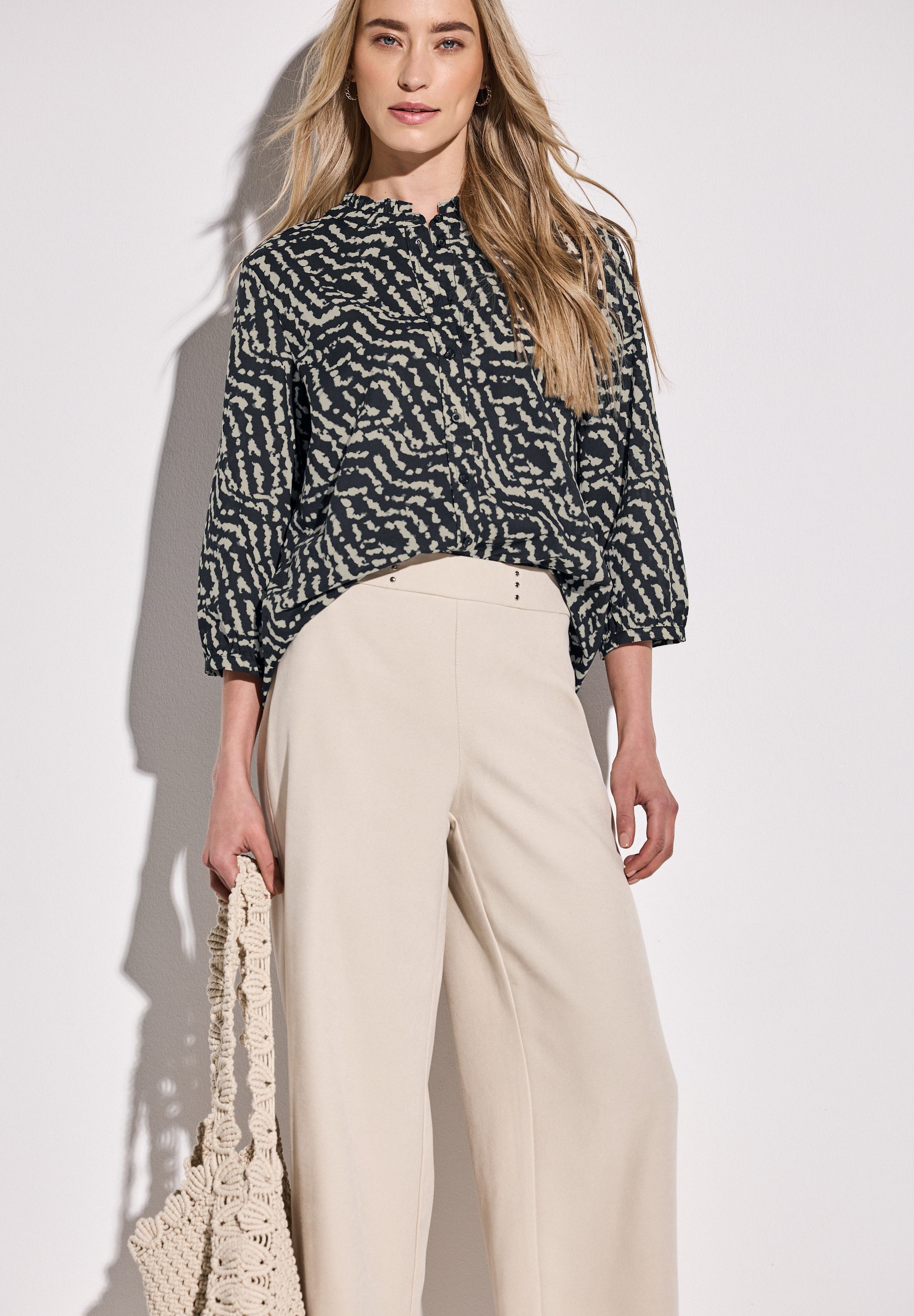 STREET ONE Rüschenbluse 3/4 Arm, mit Rüschen und grafischem Print günstig online kaufen