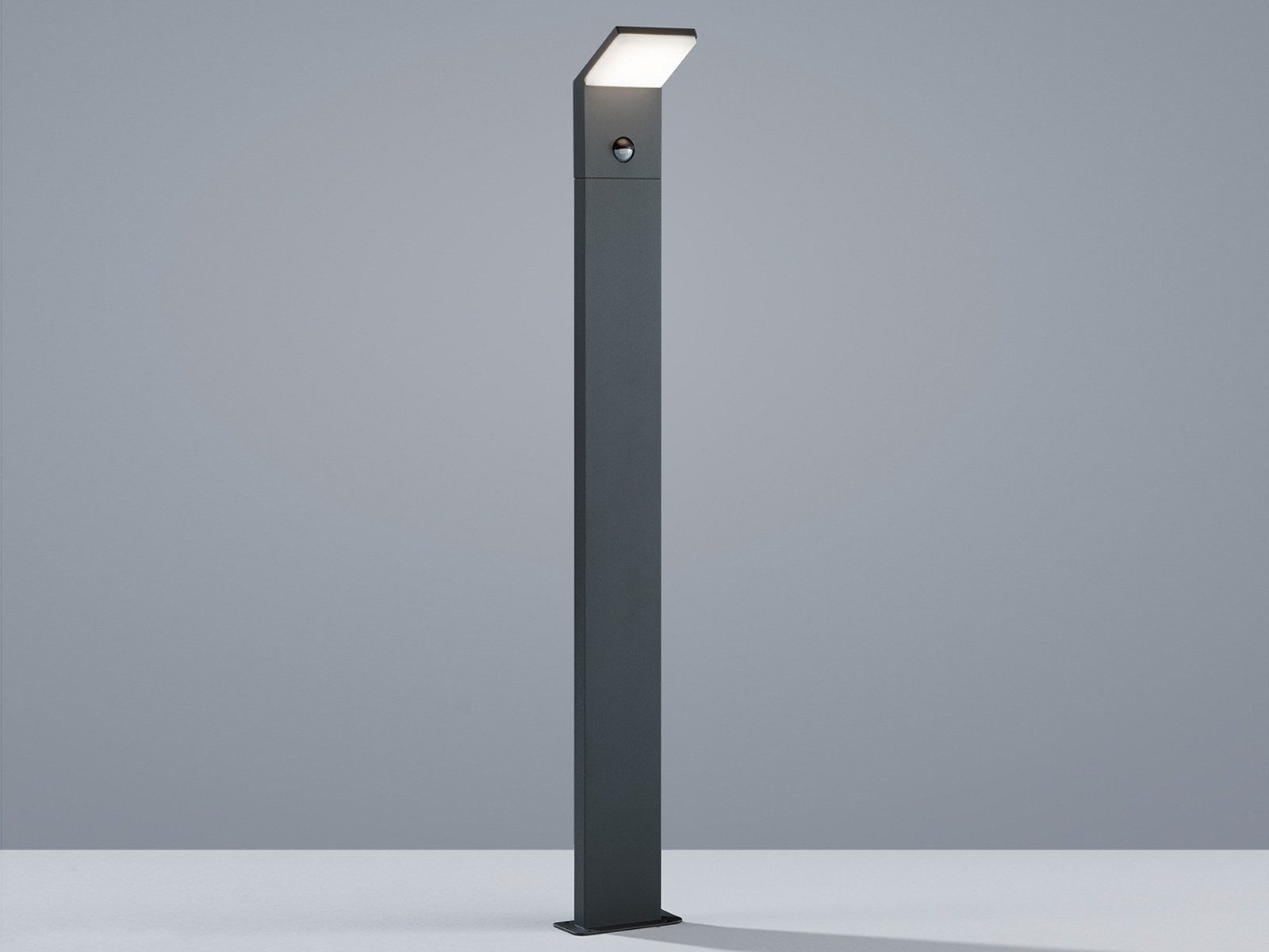 TRIO Leuchten LED Pollerleuchte, Bewegungsmelder, LED fest integriert, Warmweiß, Außen Garten-Wegbeleuchtung mit Strom aus Aluminium, Höhe 100cm