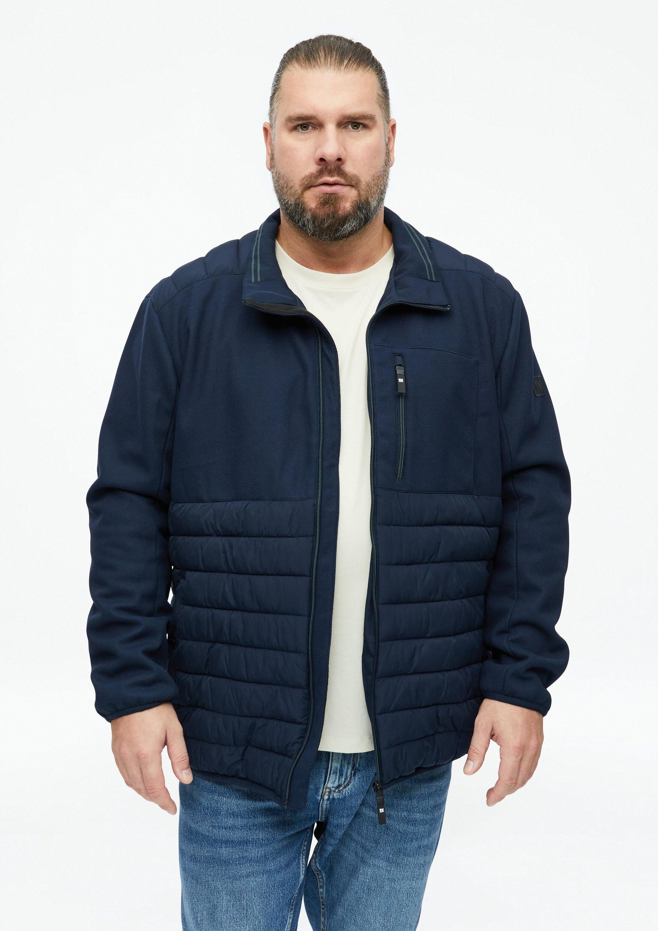 s.Oliver Funktionsjacke Outdoor-Jacke Leicht wattierte Jacke im Fabricmix mit sportiven Details
