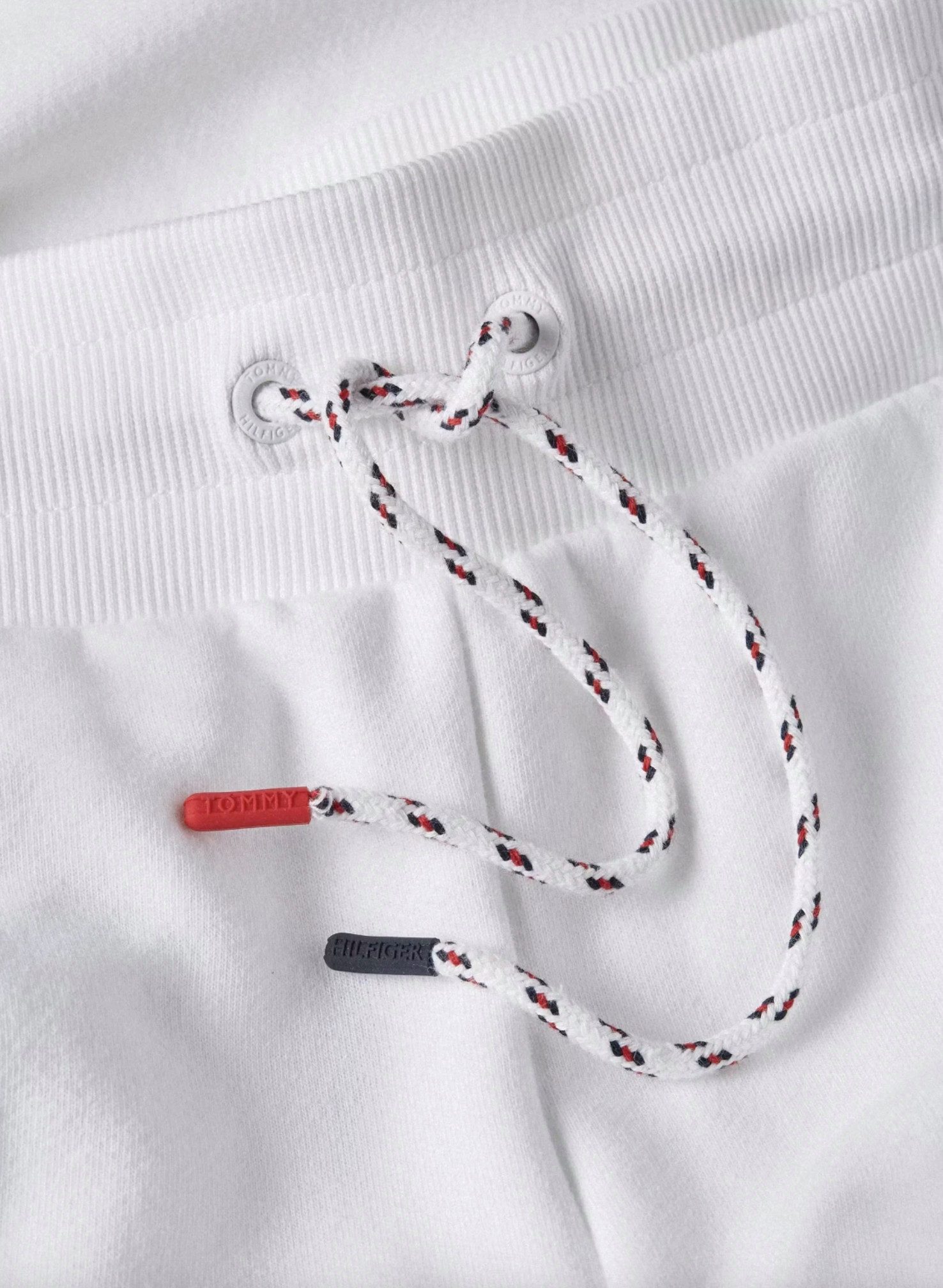 TOMMY LIFE Jogginghose Hilfiger Track Pants Jogginghose Damen Hose Weiß Logo-Tape (1-tlg) Elastischer Bund mit verstellbarem Kordelzug