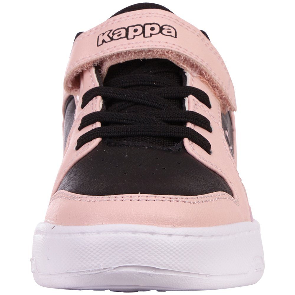 Passform Kappa Sneaker in kinderfußgerechter rosé-black