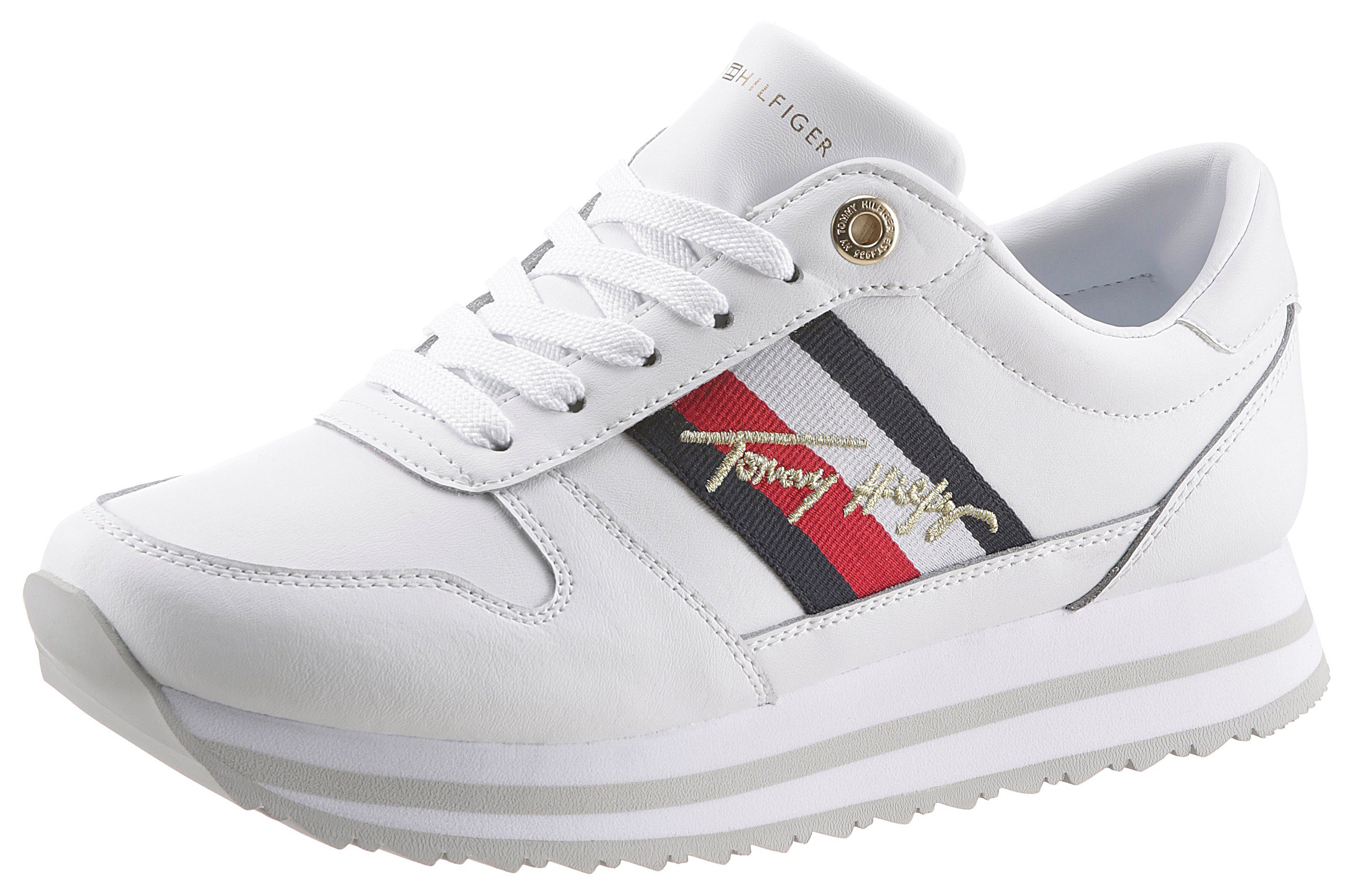 fila youth disruptor ii sneaker