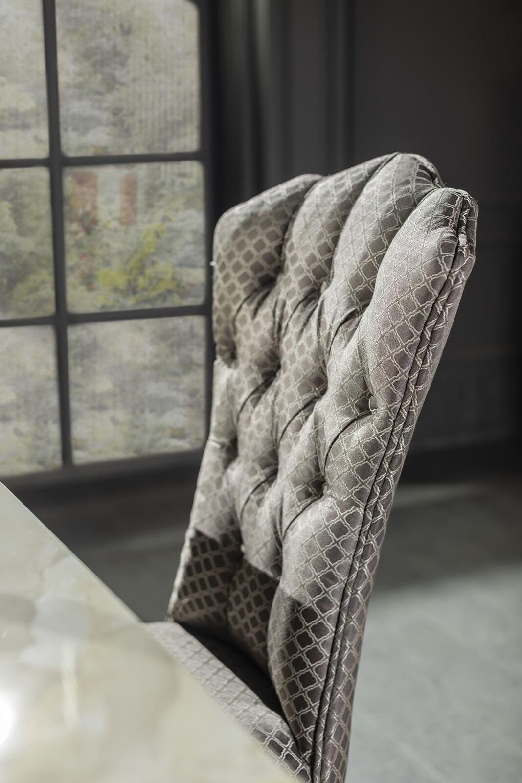 4x Set Design Weiß Stühle Metall Esstisch JVmoebel Elegantes Esszimmer-Set Esszimmer Luxus