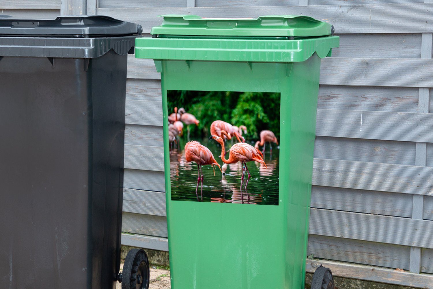 Flamingo Vogel - Tropisch Mülleimer-aufkleber, MuchoWow St), Container, Wasser - - (1 Abfalbehälter - Rosa Mülltonne, Sticker, Wandsticker