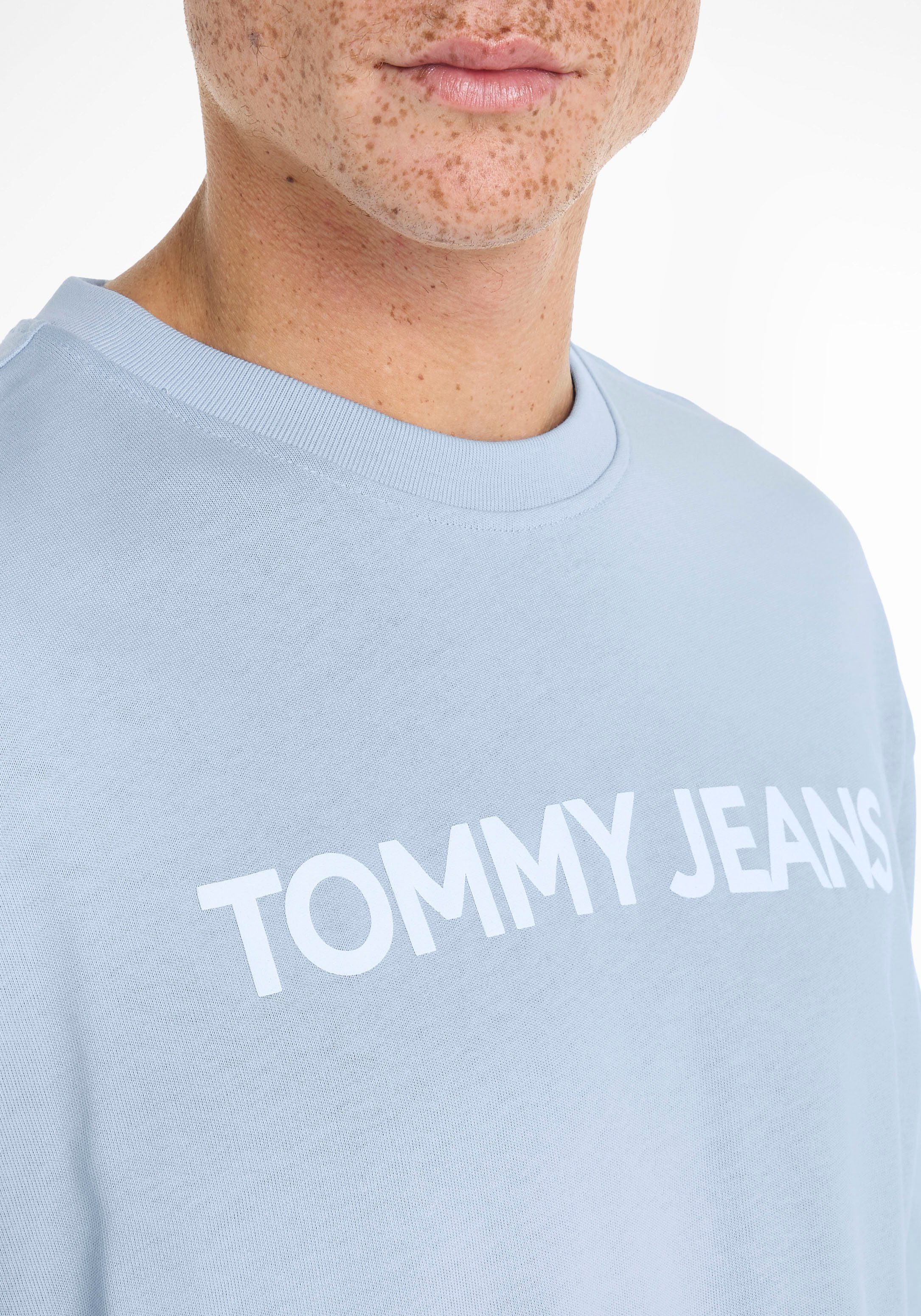 Tommy Jeans Plus T-Shirt TJM OVZ BOLD CLASSICS TEE EXT mit Tommy Jeans Schriftzug Breezy Blue