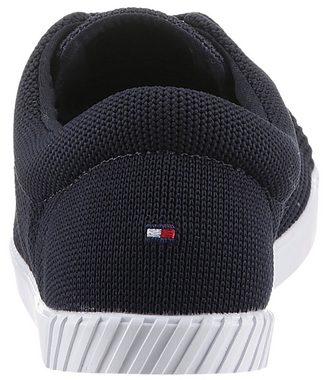 Tommy Hilfiger FLAG LACE UP SNEAKER KNIT Sneaker, Freizeitschuh, Halbschuh, Schnürschuh mit seitlichem Flaggen-Label