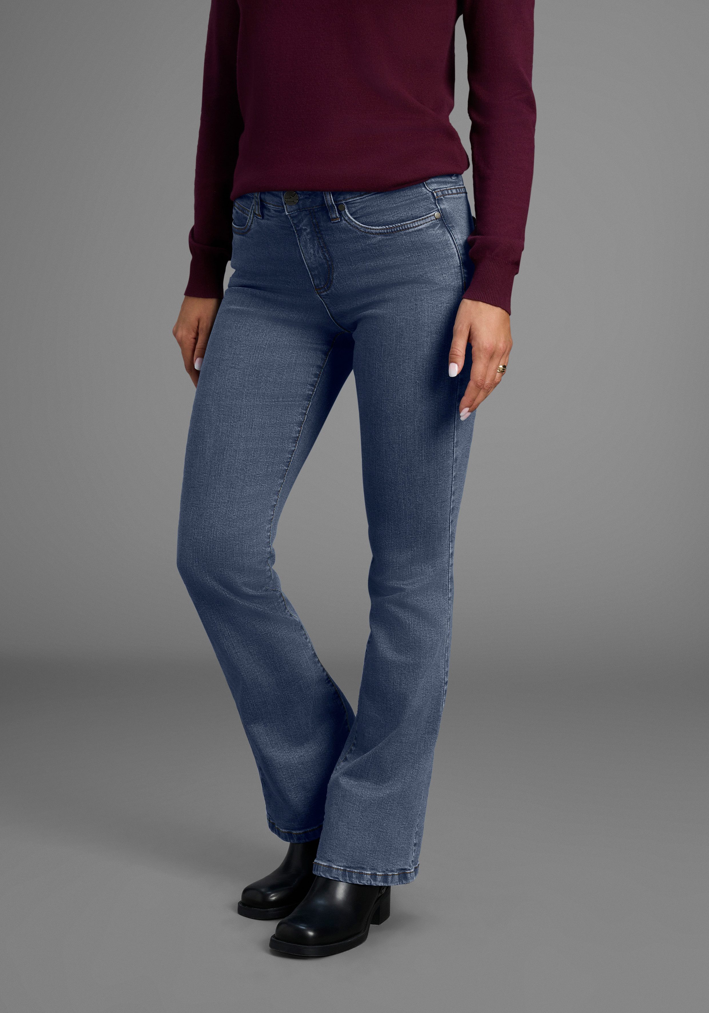 Arizona Bootcut-Jeans Comfort-Fit ausgestellte Beinform, mit Eingrifftaschen, High-Waist