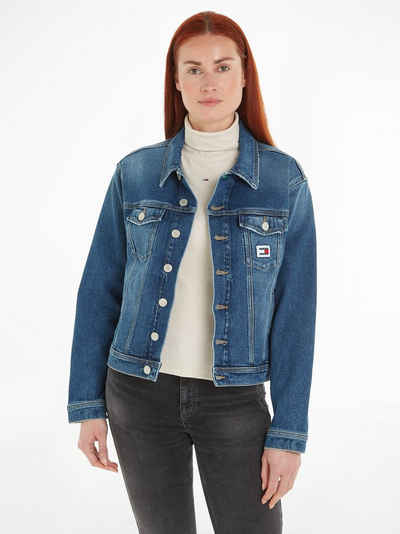 Tommy Jeans Jeansjacke MOM CLS JACKET AH6158 mit Logopatch