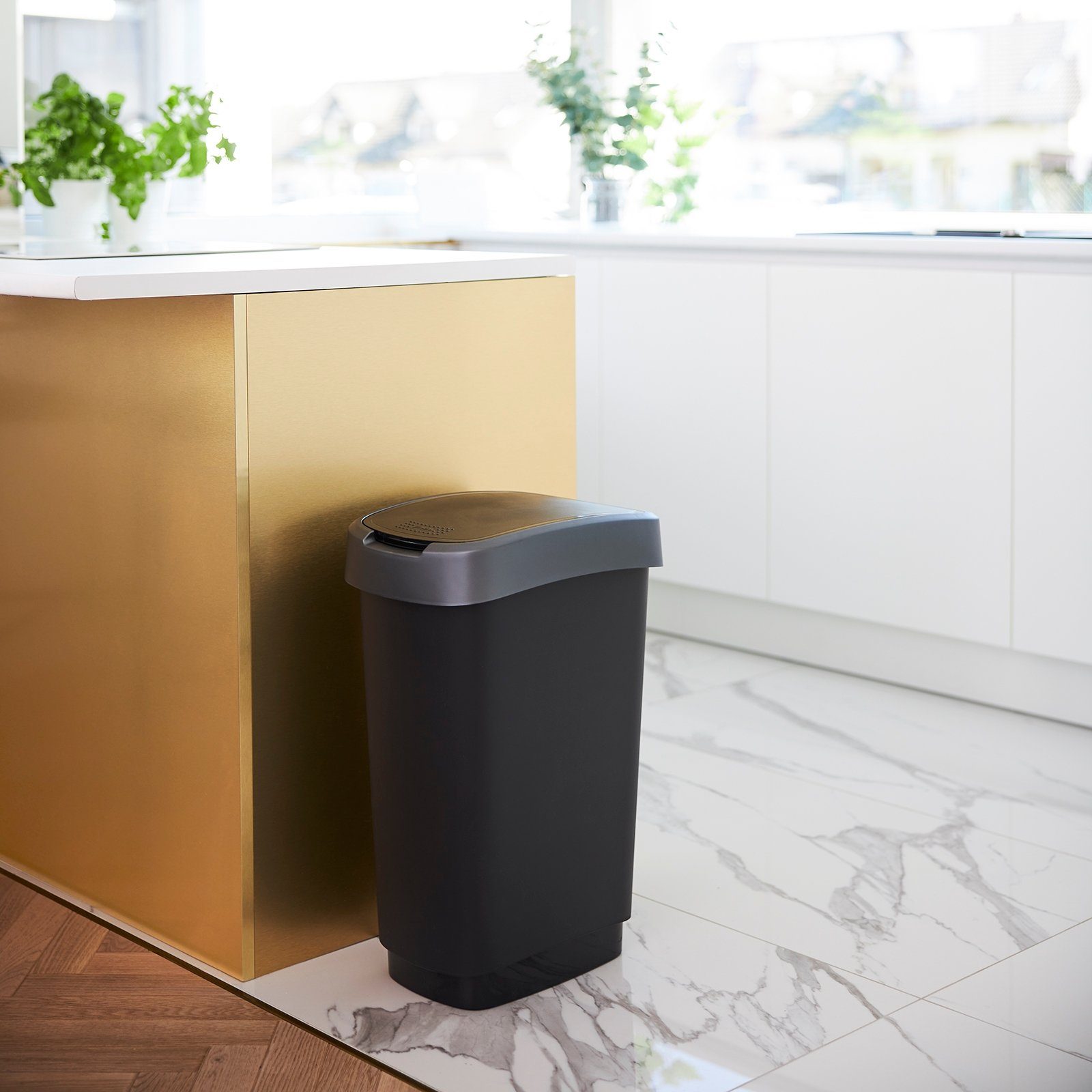 ROTHO Mülleimer TWIST Abfalleimer 50l - 2-in-1 Deckel - ideal zur Mülltrennung zuhause, Sticker-Set für Mülltrennung