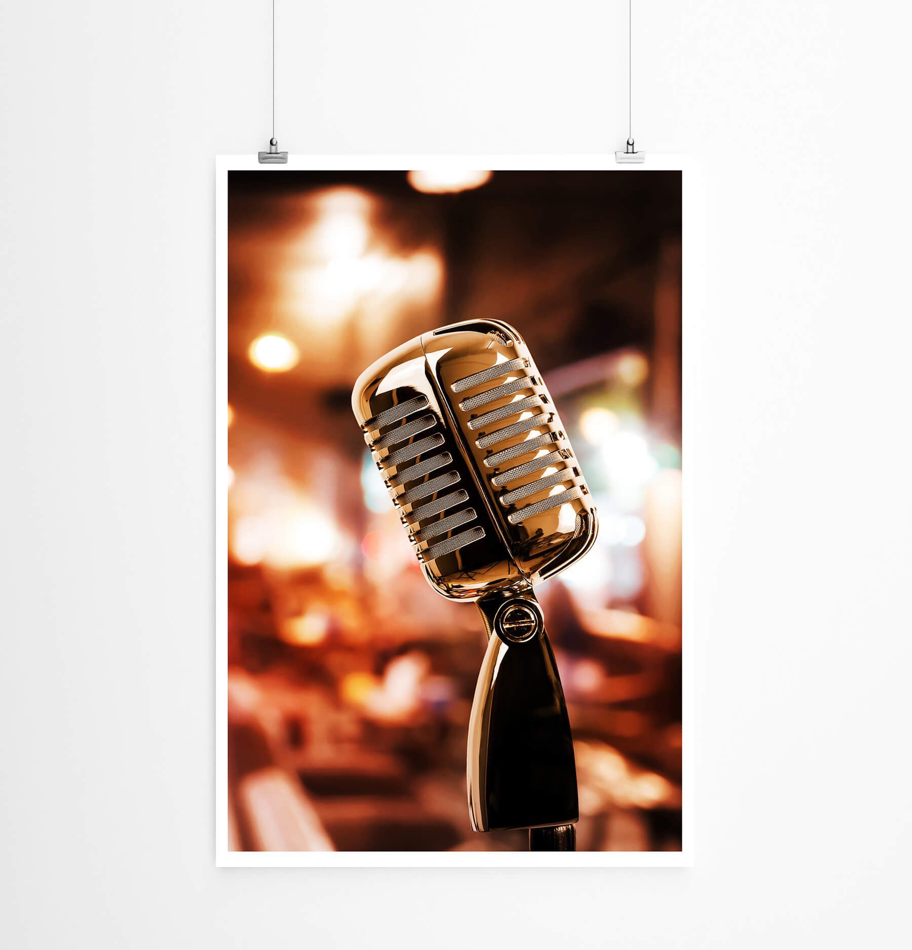 Sinus Art Poster Künstlerische Fotografie  Retro Mikrofon vor einem Café 60x90cm Poster