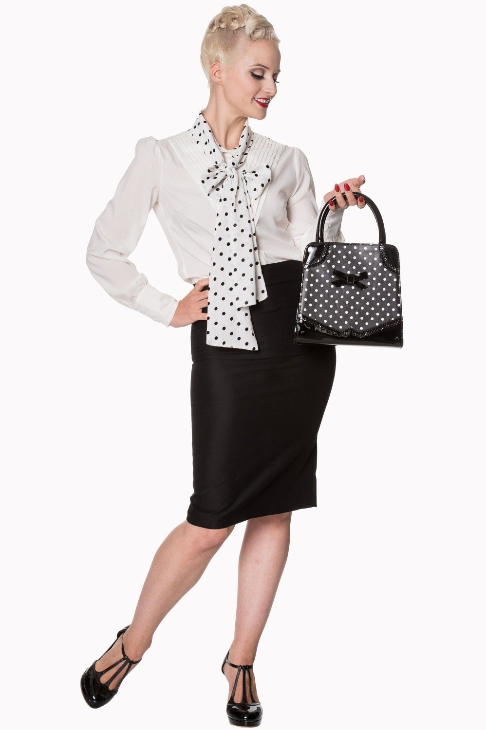 Banned Handtasche Hands Off My Polka günstig online kaufen